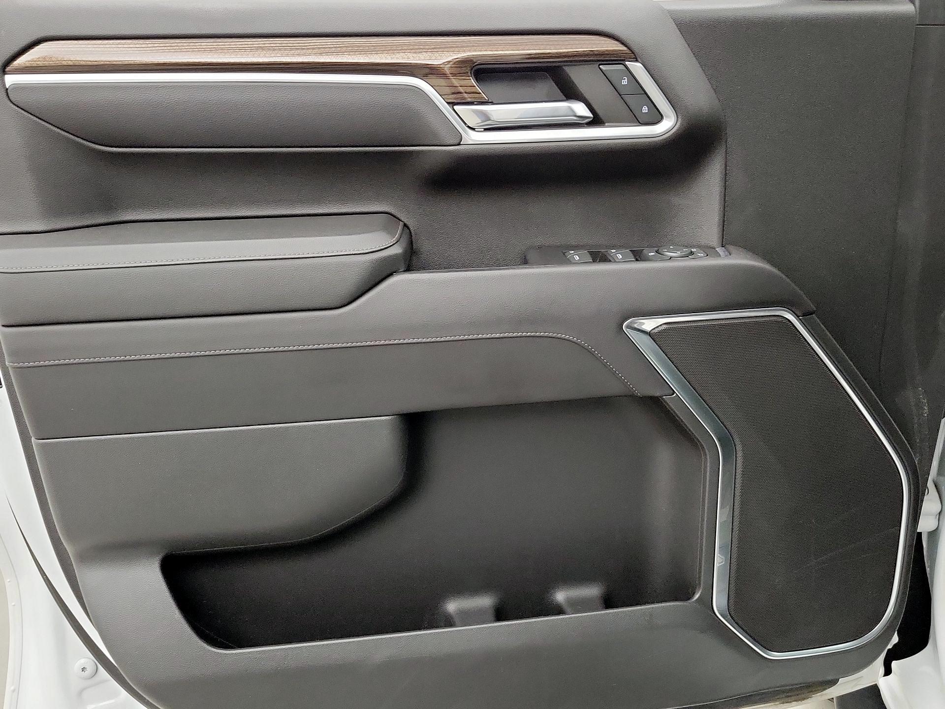 Thumbnail: 2023 Chevrolet Silverado 1500 - 12