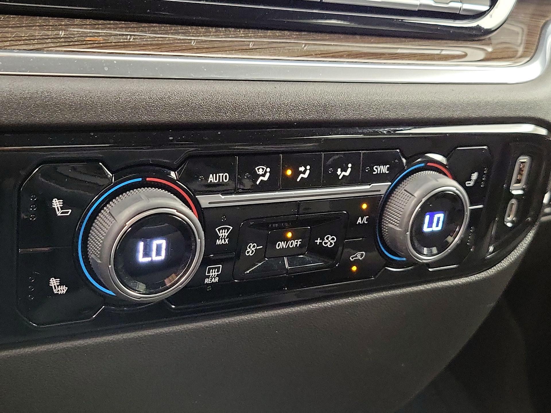 Thumbnail: 2023 Chevrolet Silverado 1500 - 17