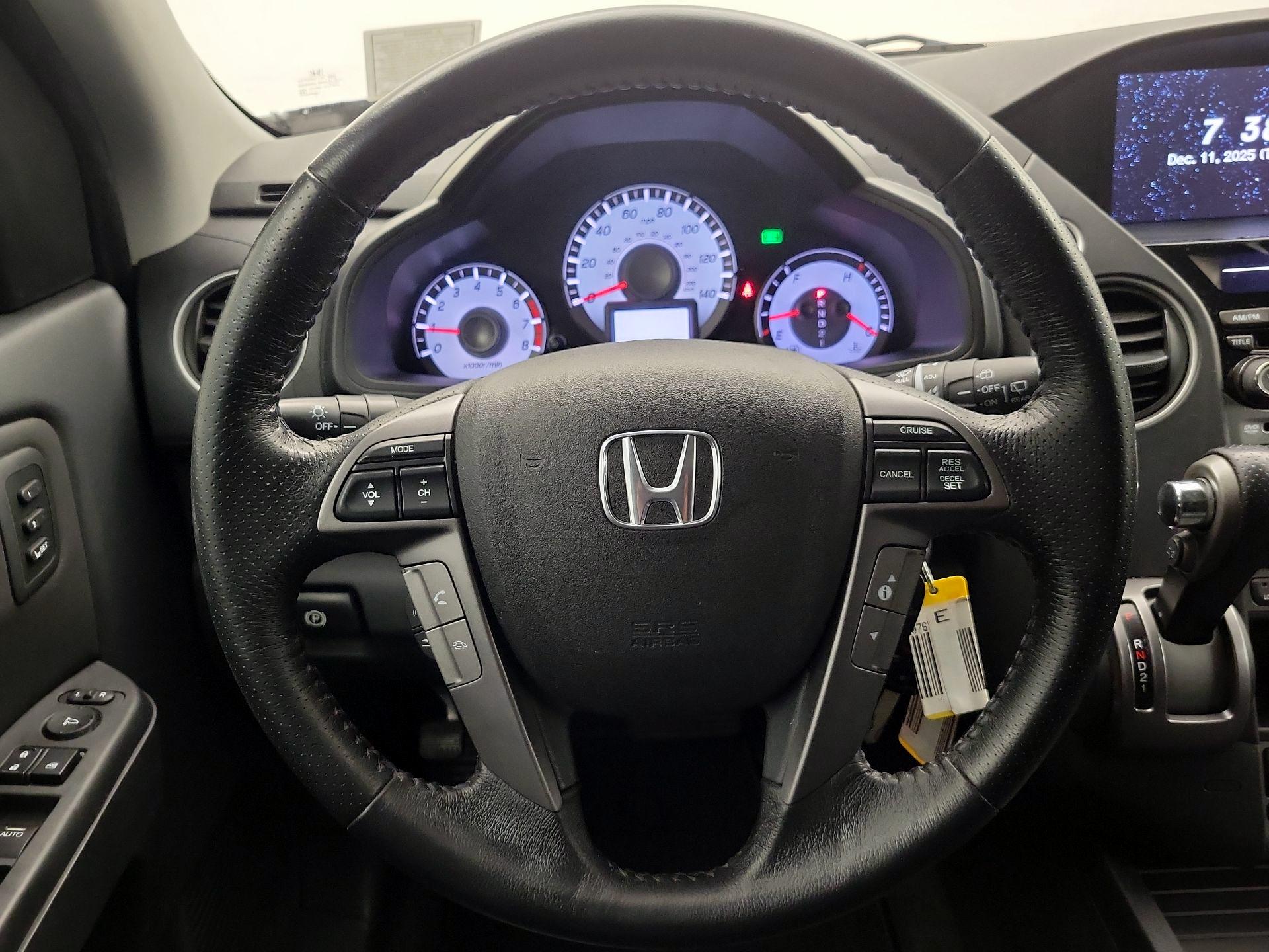 Thumbnail: 2014 Honda Pilot - 10