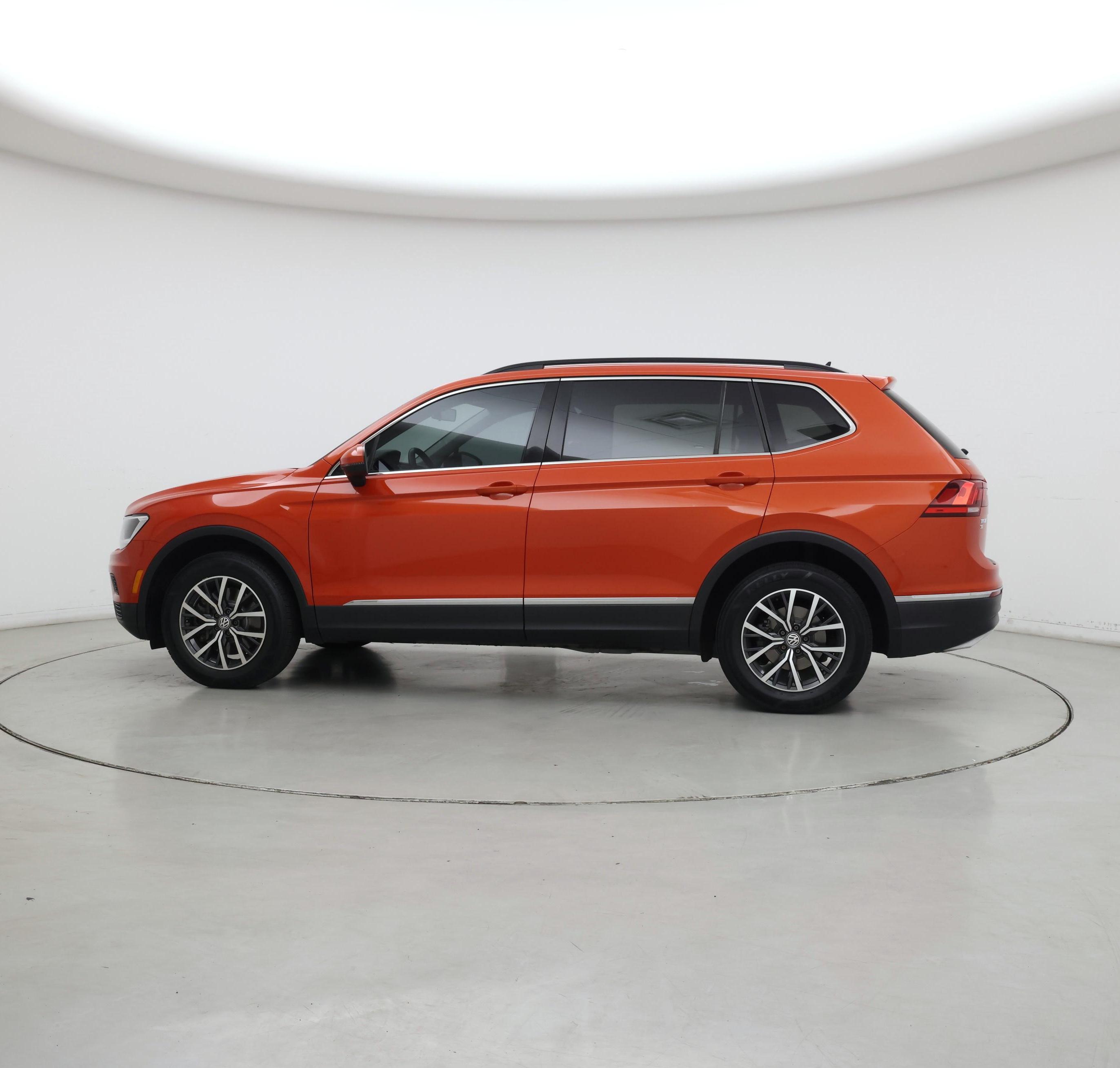 Thumbnail: 2018 Volkswagen Tiguan - 3