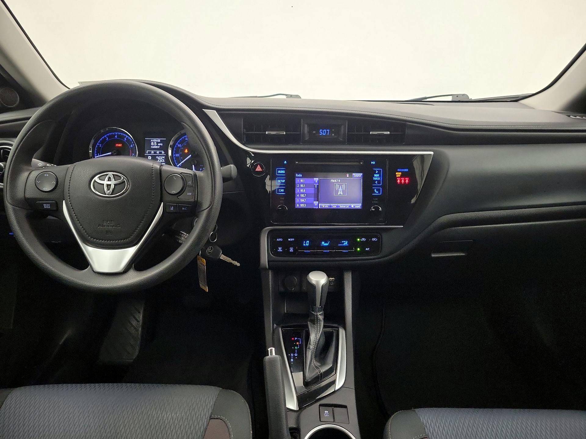 Thumbnail: 2018 Toyota Corolla - 9