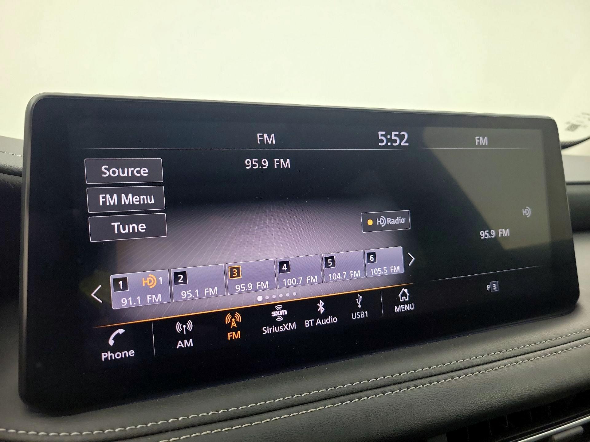 Thumbnail: 2022 INFINITI QX60 - 16