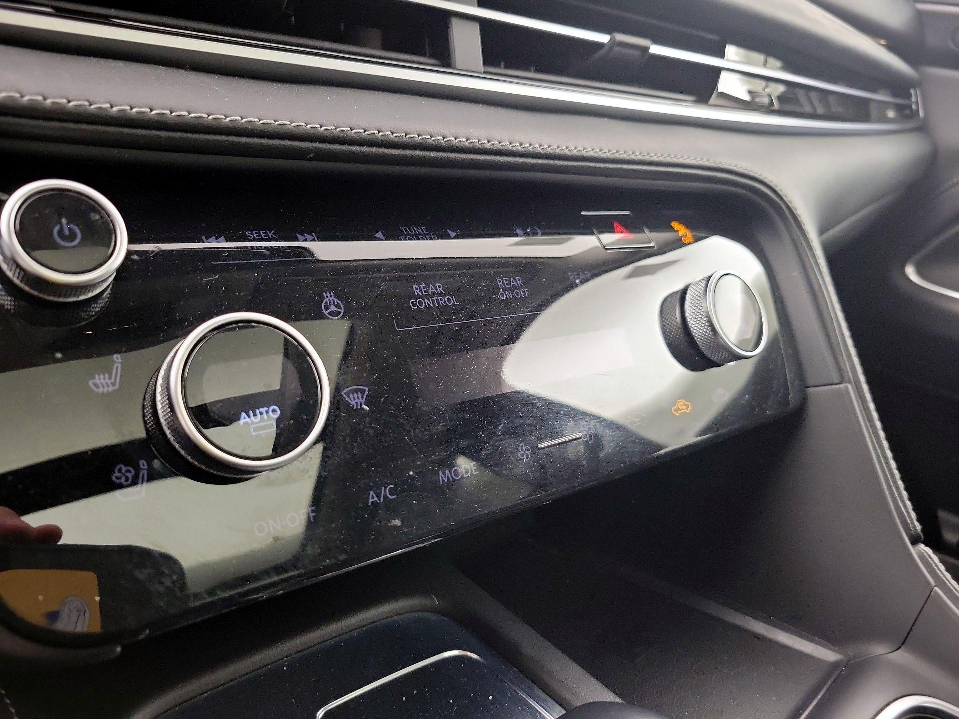 Thumbnail: 2022 INFINITI QX60 - 17