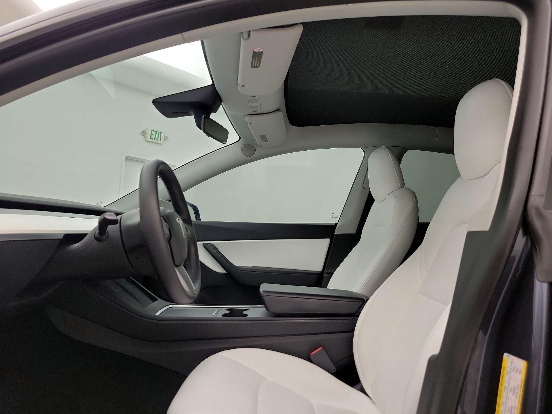 Thumbnail: 2022 Tesla Model Y - 19