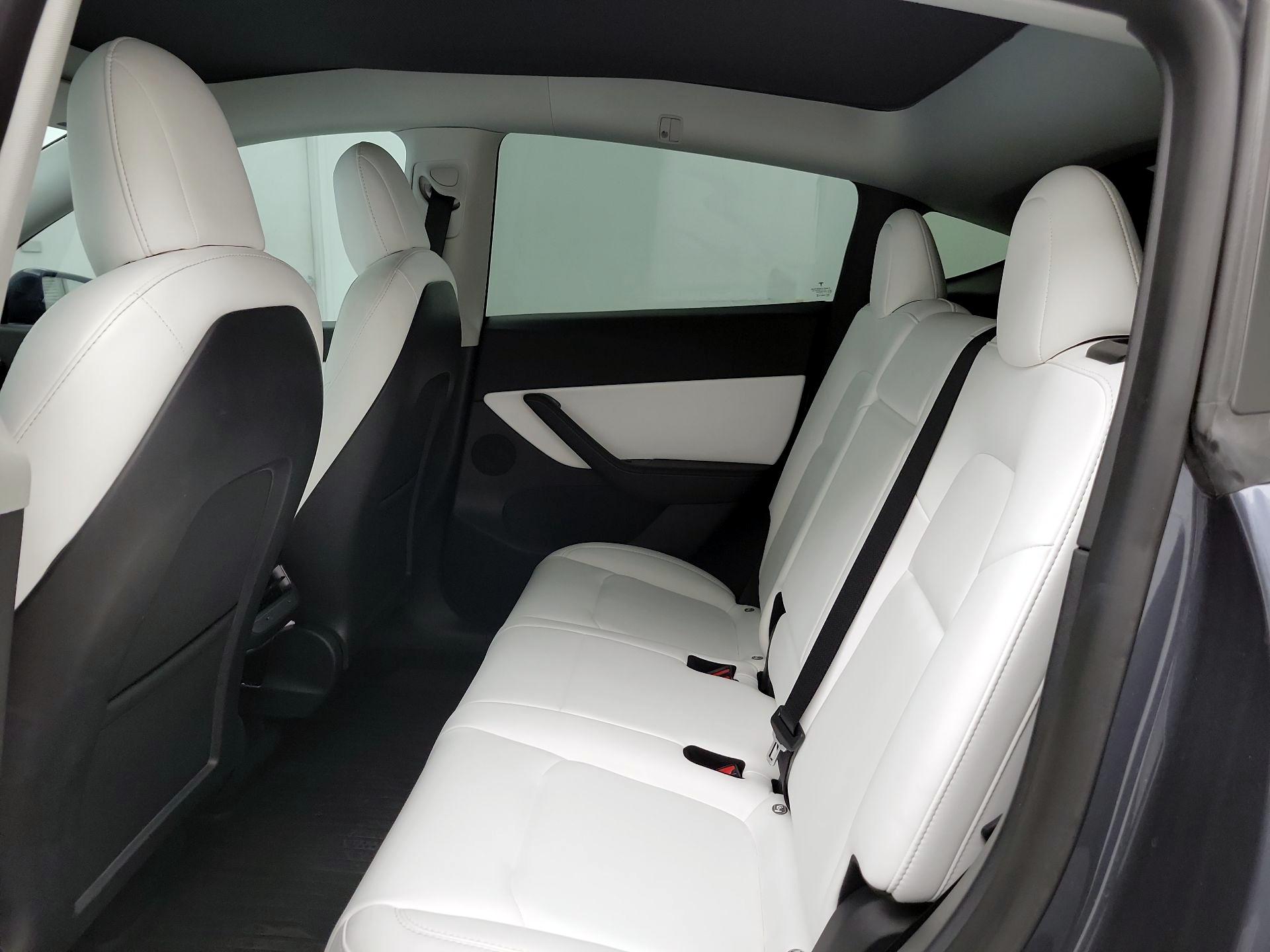 Thumbnail: 2022 Tesla Model Y - 20