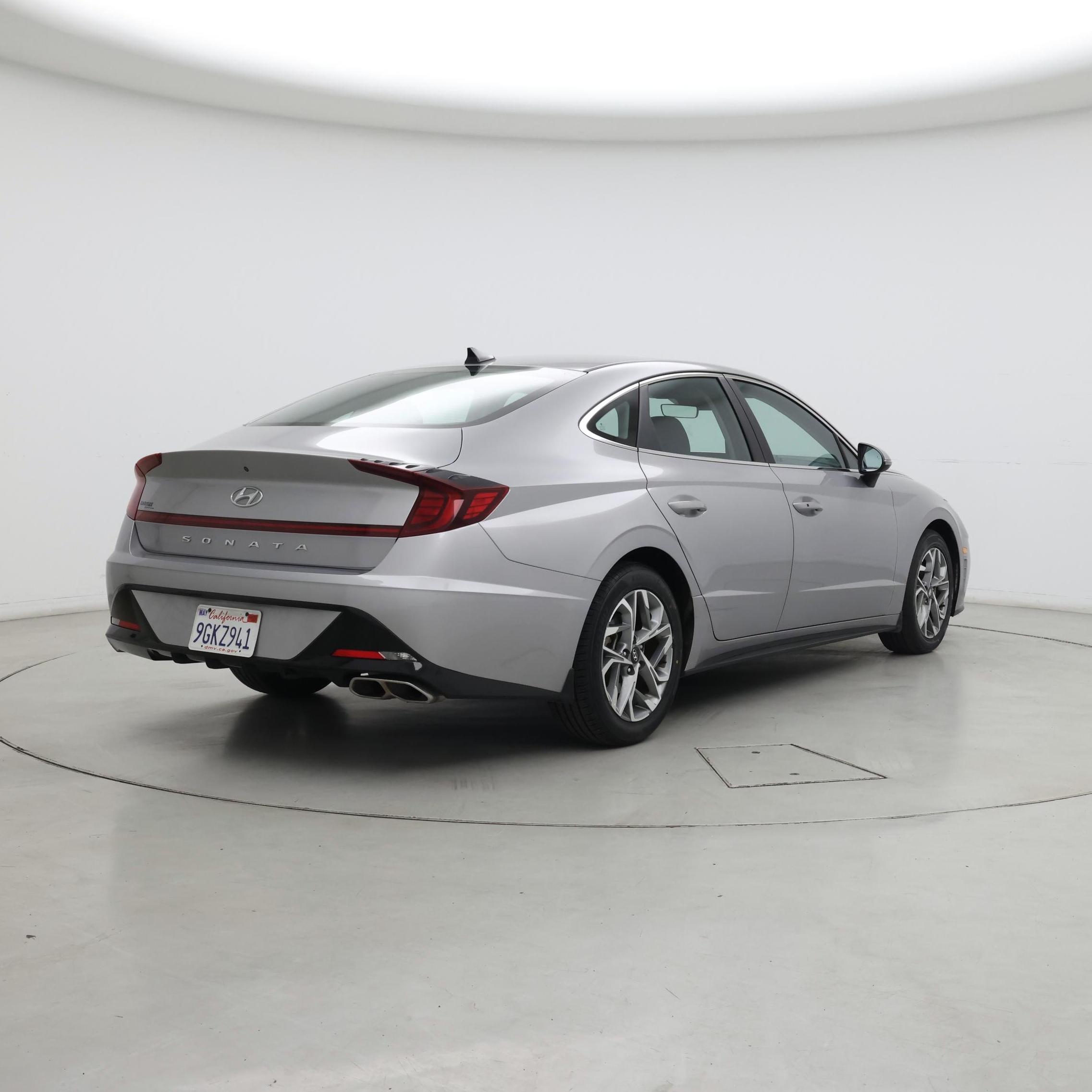 Thumbnail: 2023 Hyundai Sonata - 8