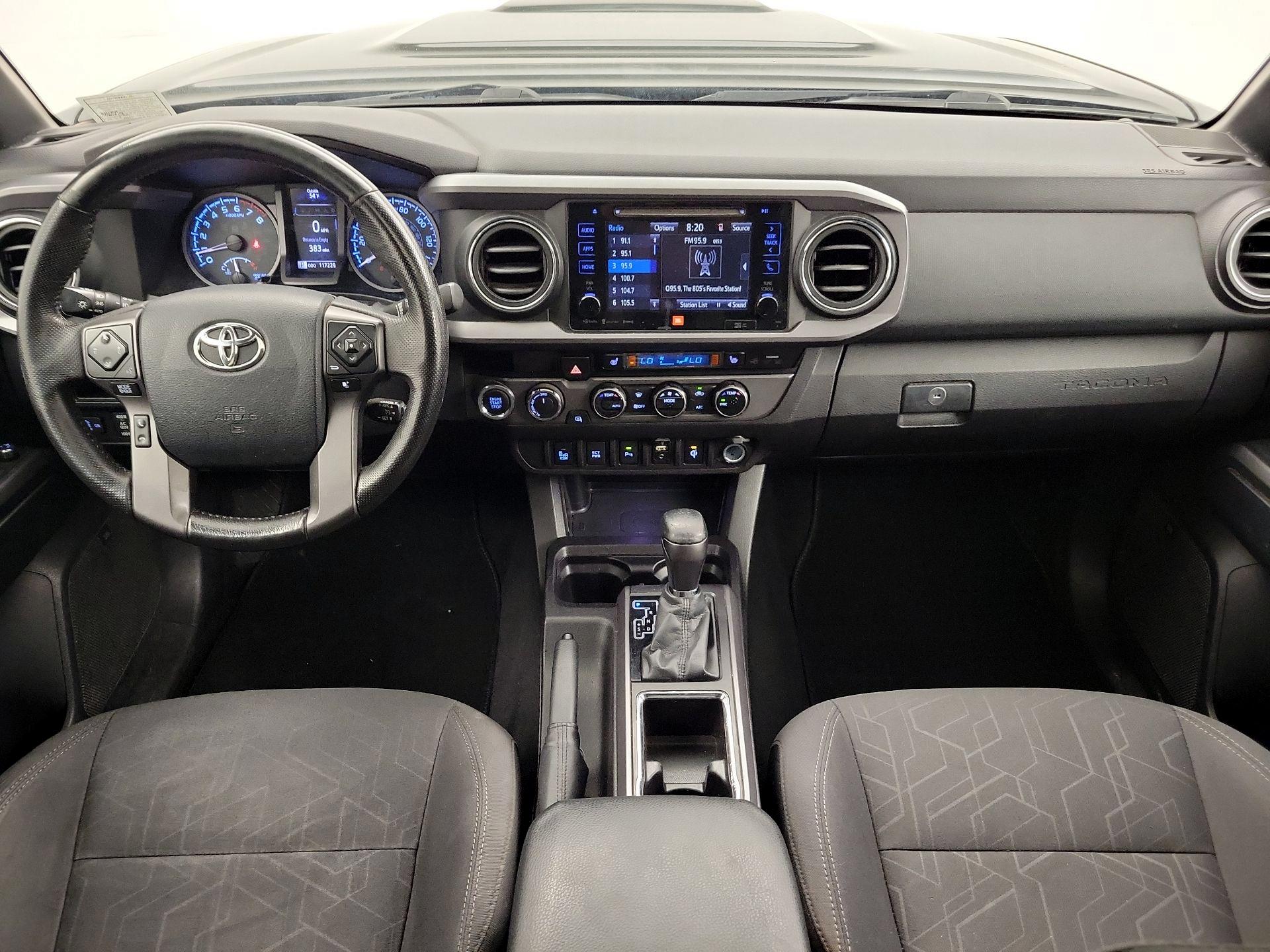 Thumbnail: 2016 Toyota Tacoma - 9