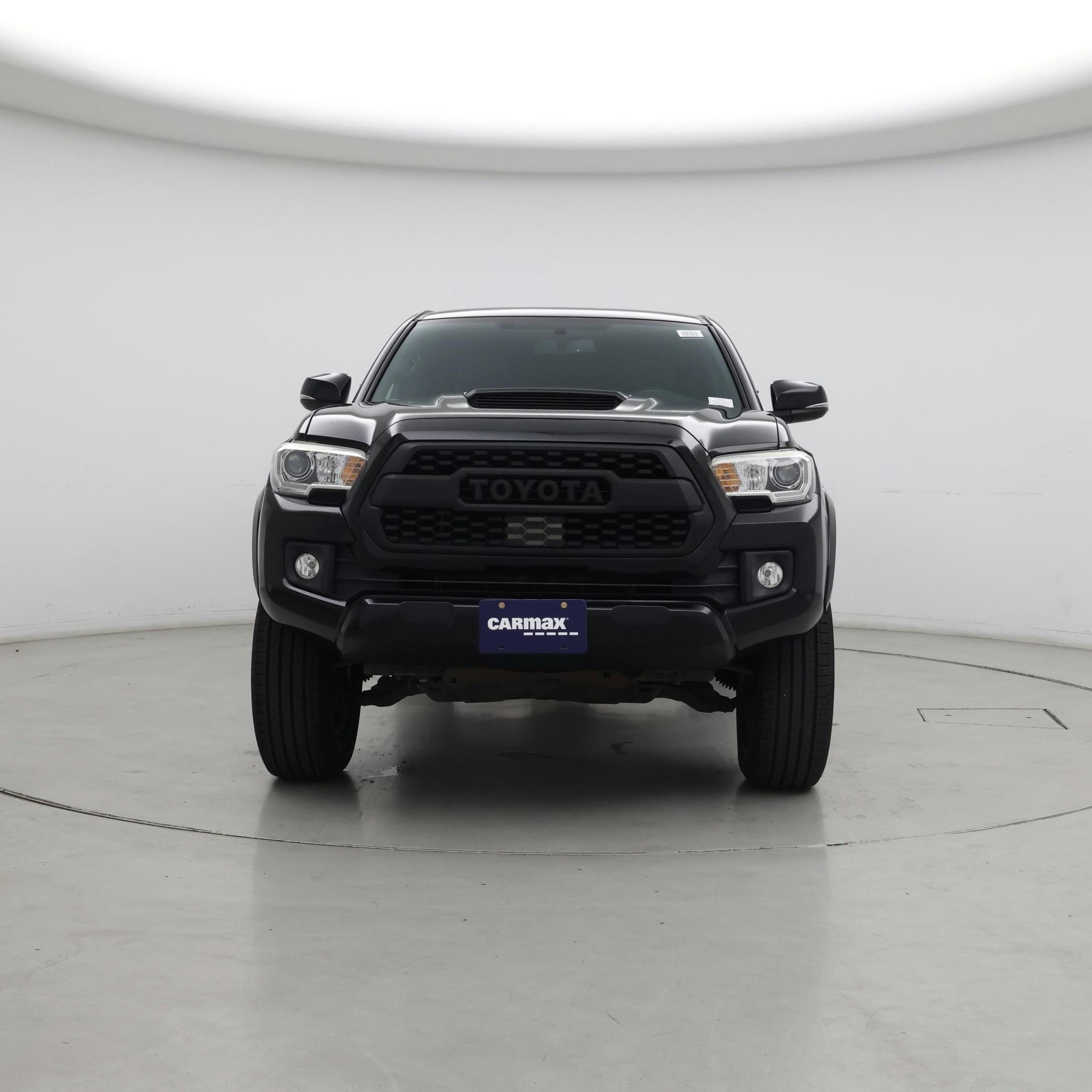 Thumbnail: 2016 Toyota Tacoma - 5