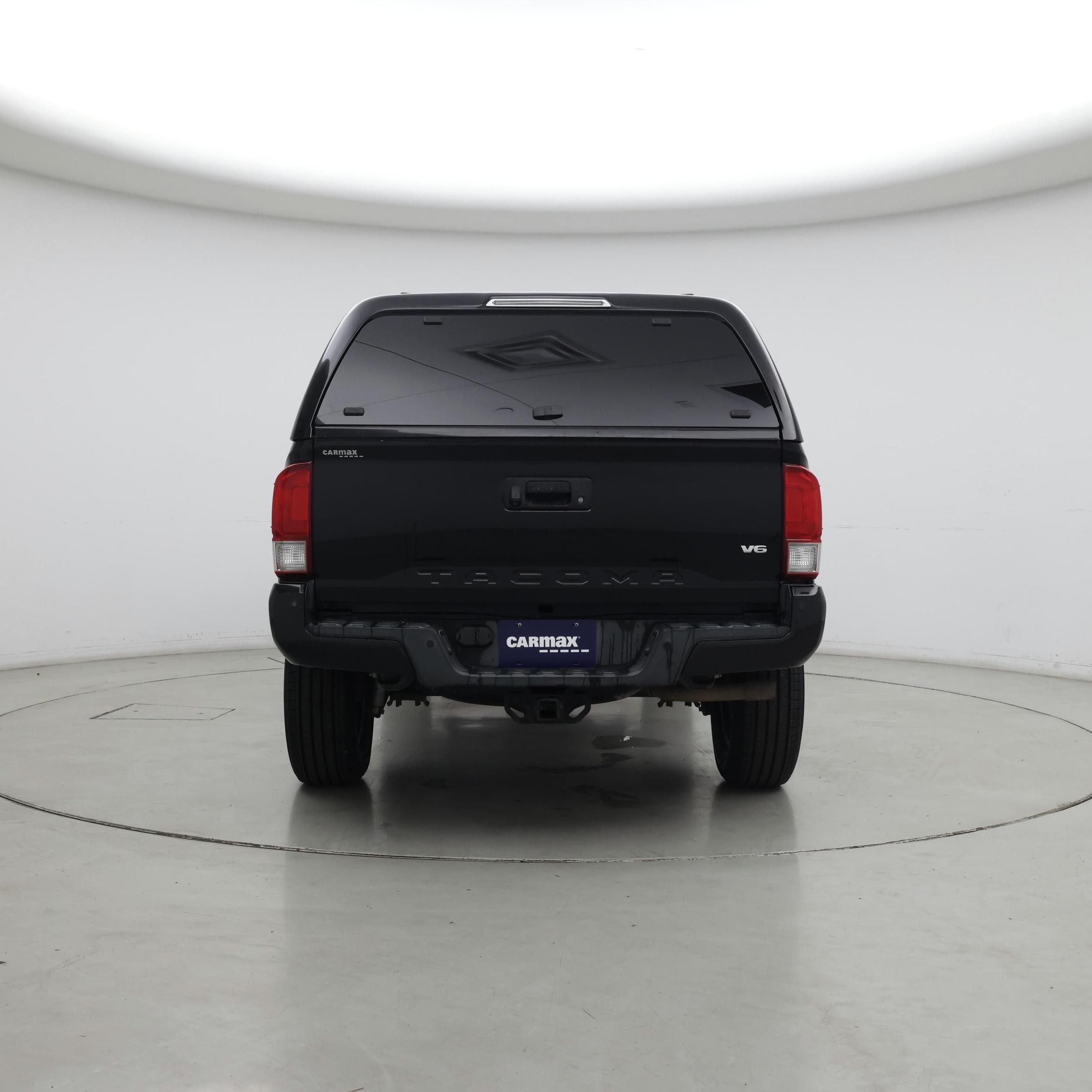 Thumbnail: 2016 Toyota Tacoma - 6