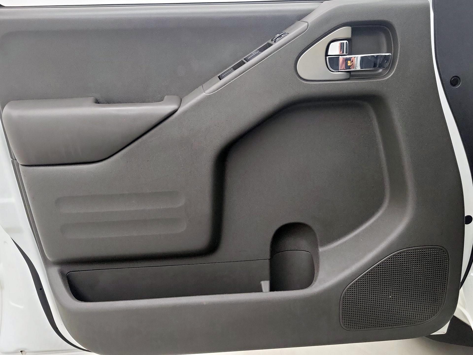 Thumbnail: 2019 Nissan Frontier - 12