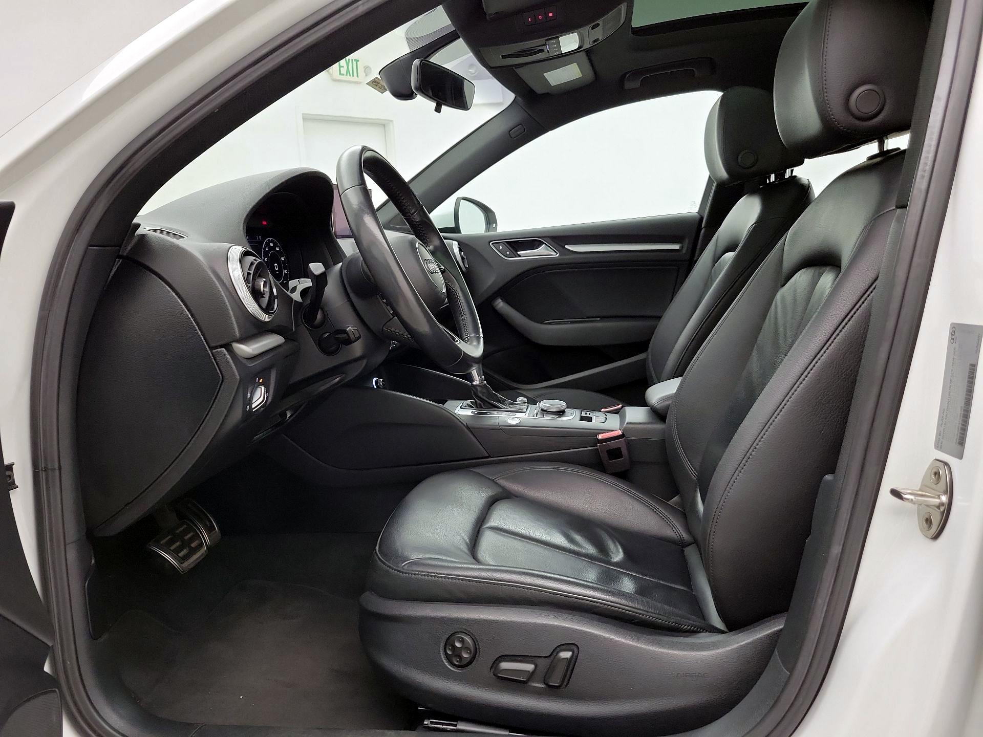 Thumbnail: 2018 Audi A3 - 11