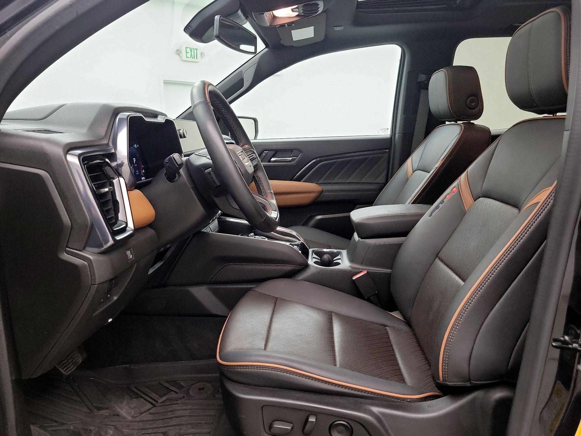 Thumbnail: 2024 GMC Canyon - 11