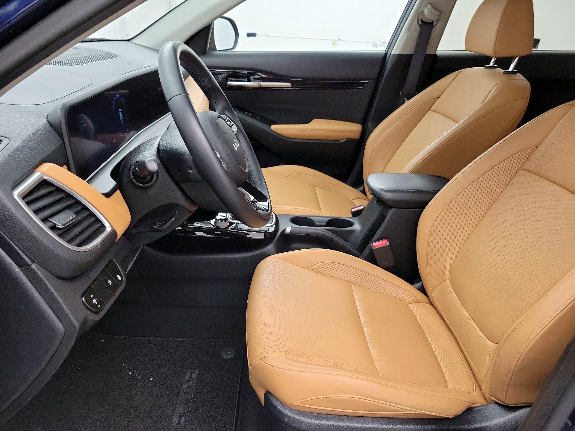 Thumbnail: 2024 Kia Seltos - 11