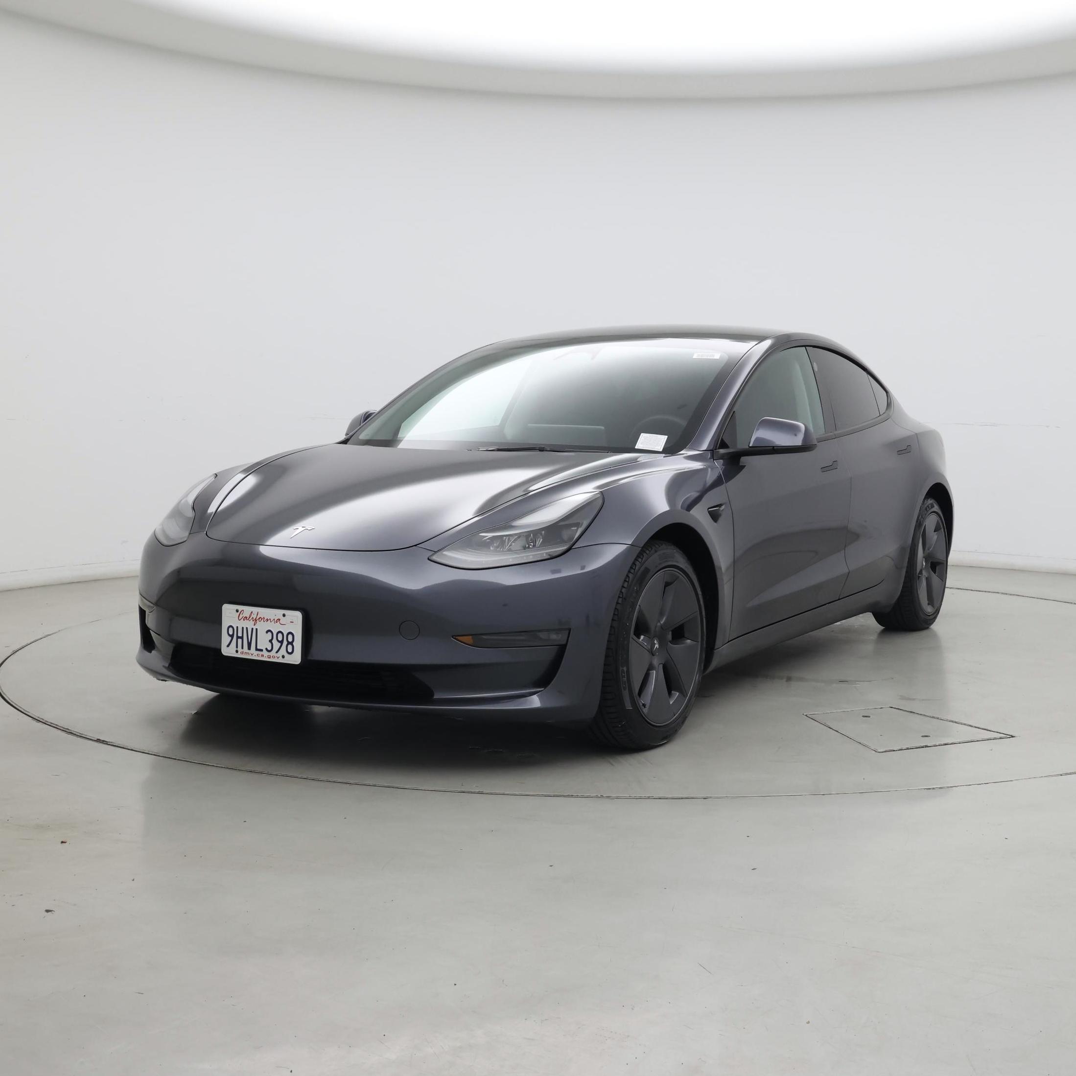 Thumbnail: 2023 Tesla Model 3 - 4