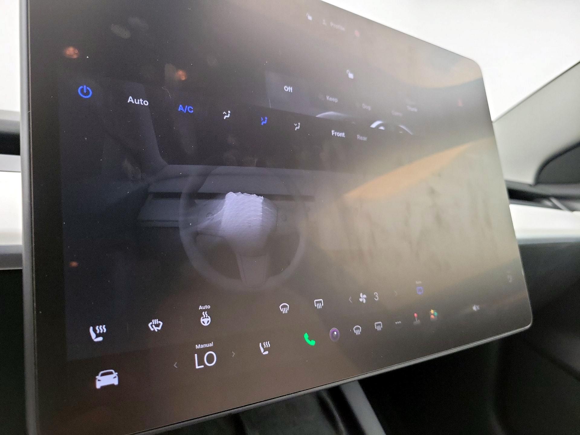 Thumbnail: 2023 Tesla Model 3 - 16