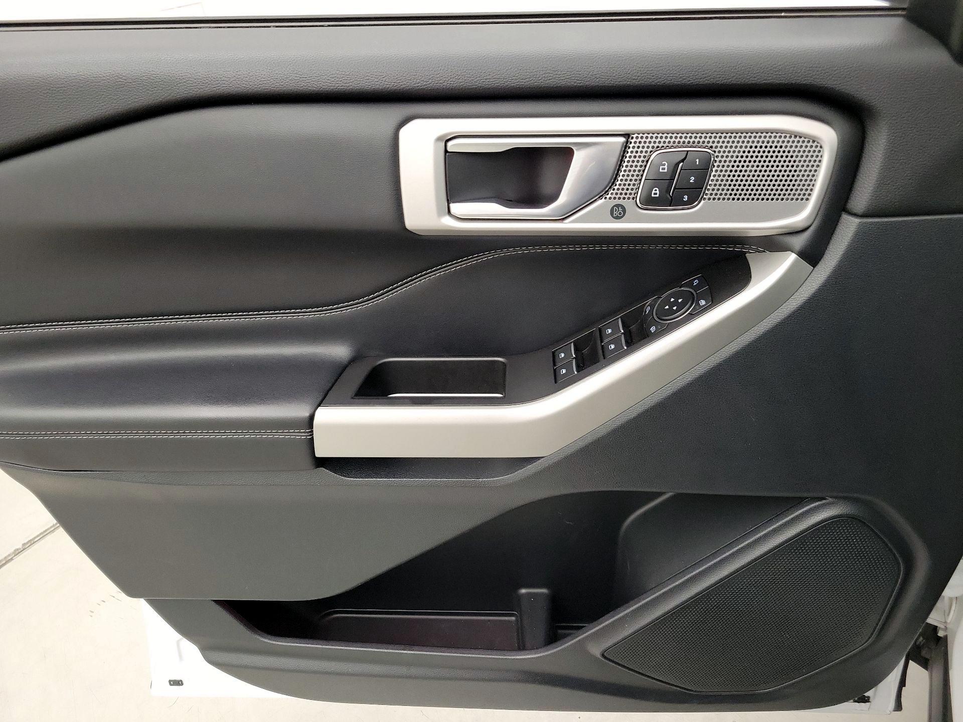 Thumbnail: 2021 Ford Explorer - 12