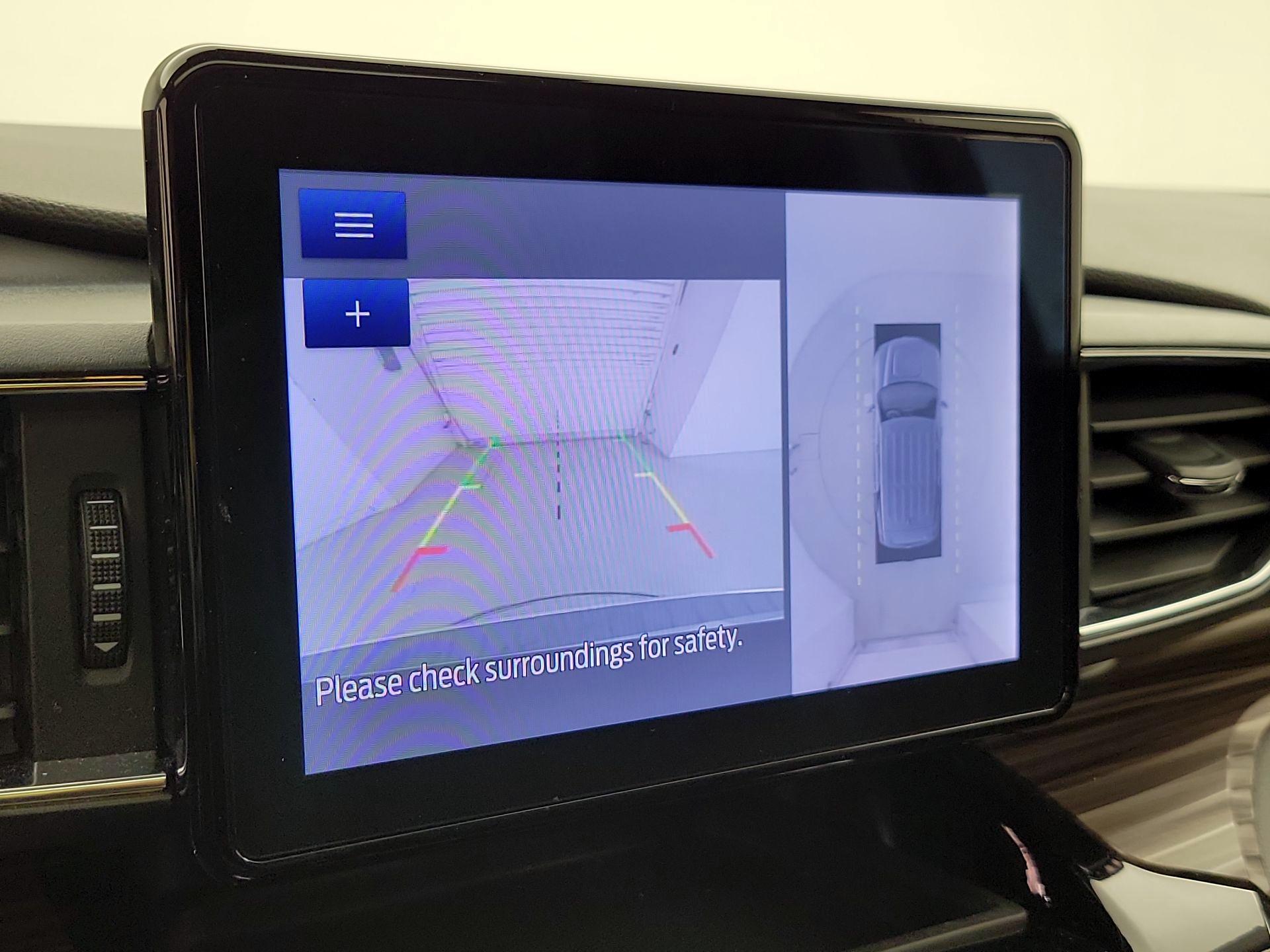 Thumbnail: 2021 Ford Explorer - 15