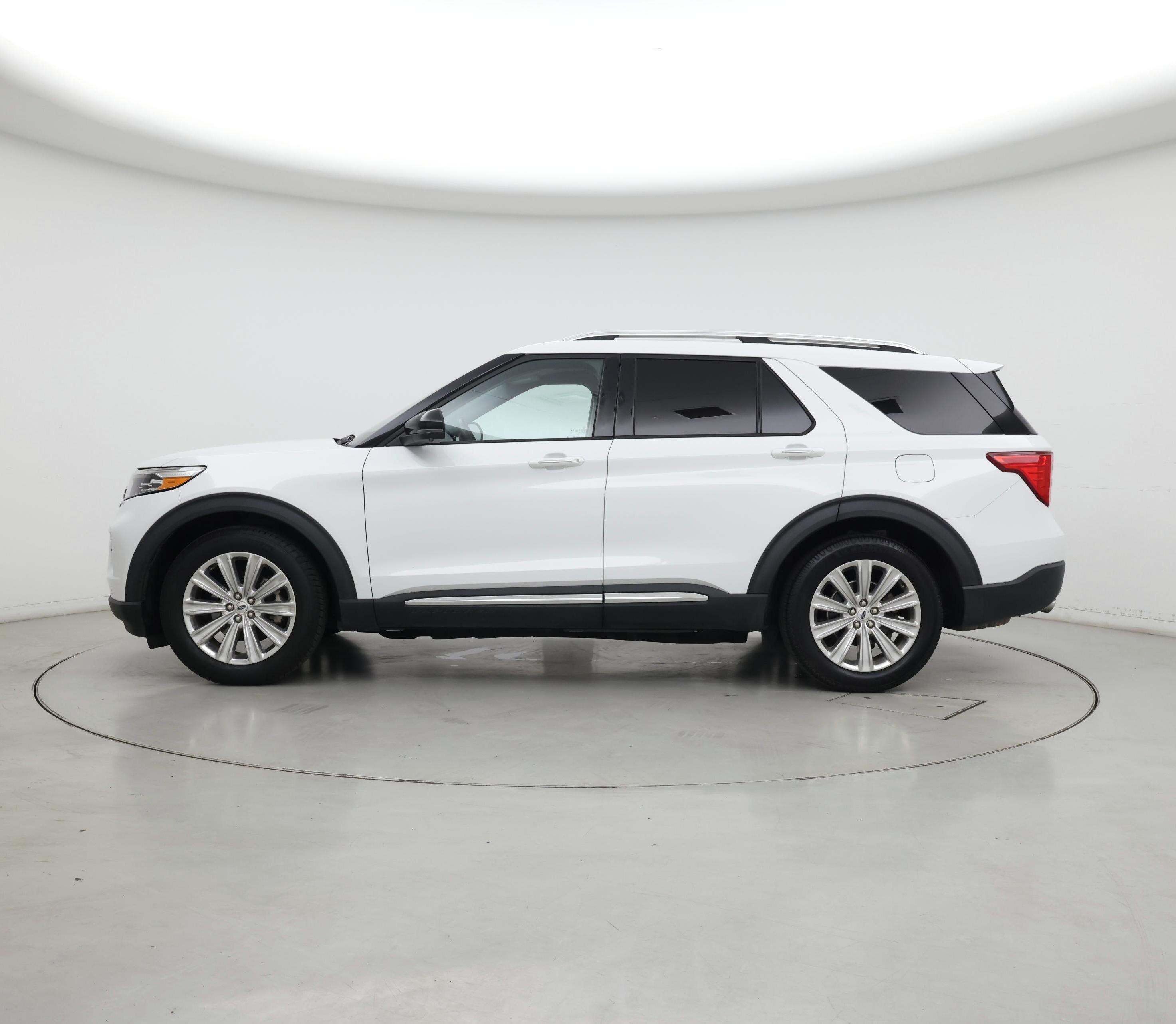 Thumbnail: 2021 Ford Explorer - 3