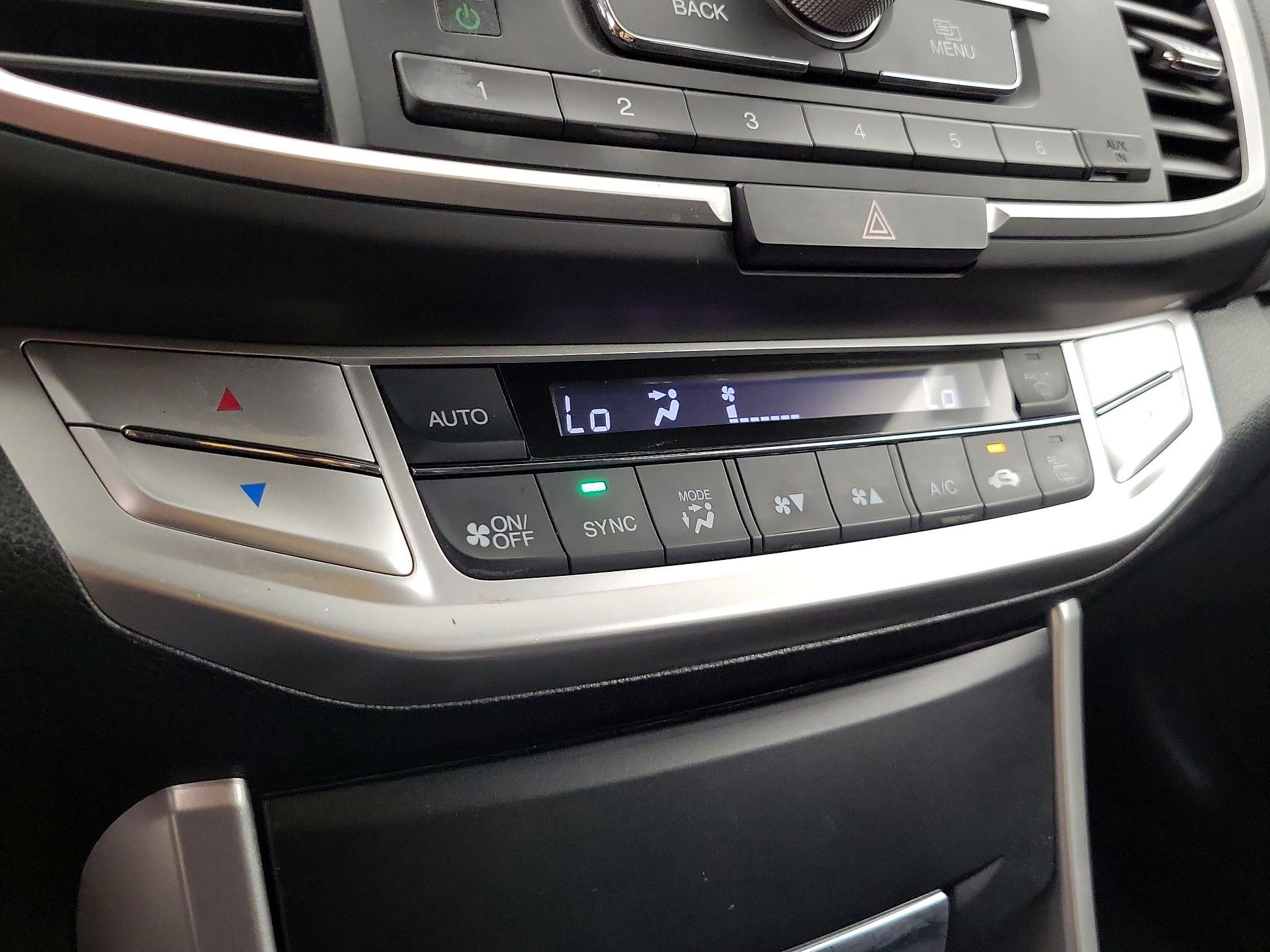 Thumbnail: 2014 Honda Accord - 16