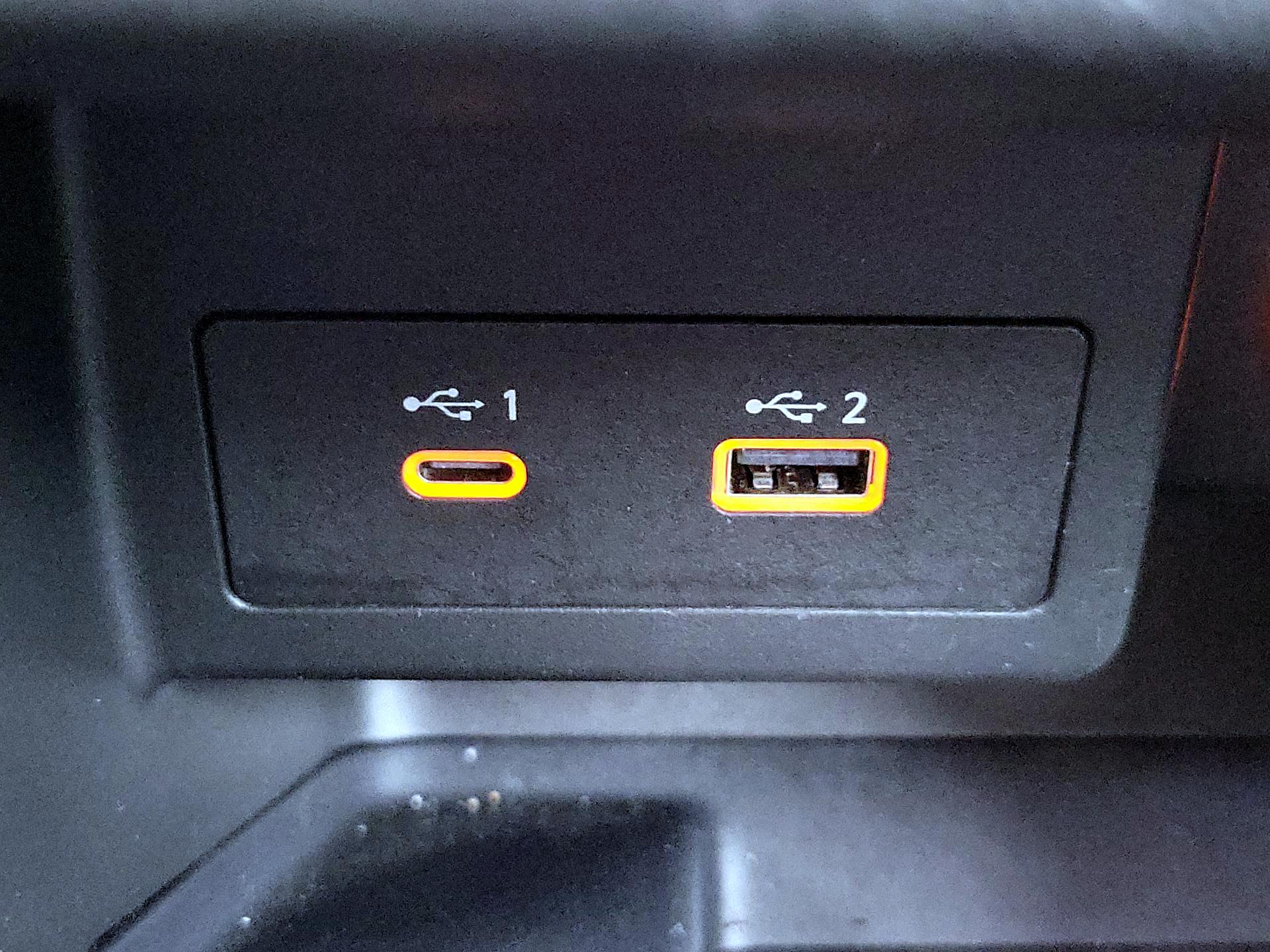 Thumbnail: 2023 Nissan Kicks - 18