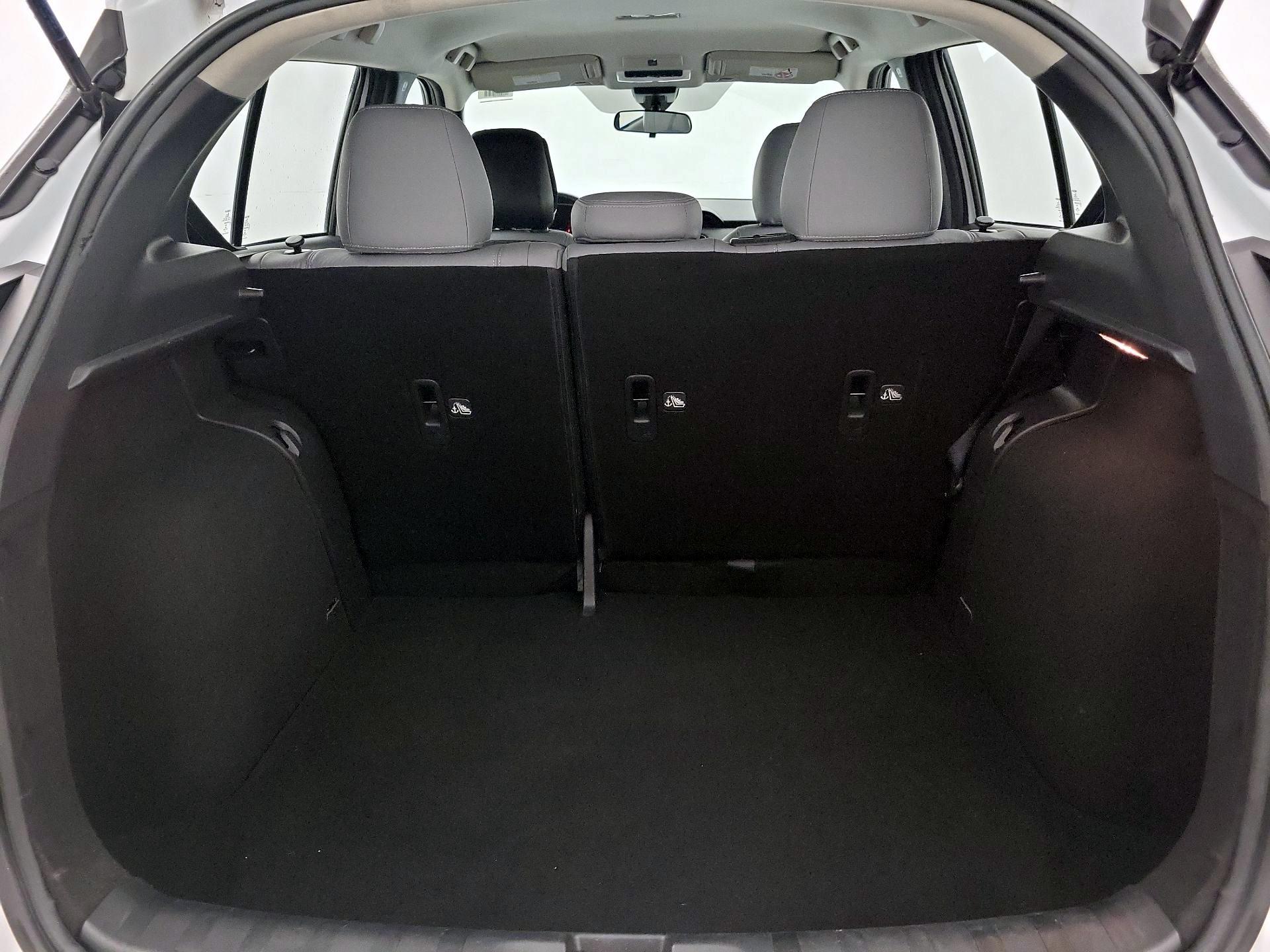 Thumbnail: 2023 Nissan Kicks - 20