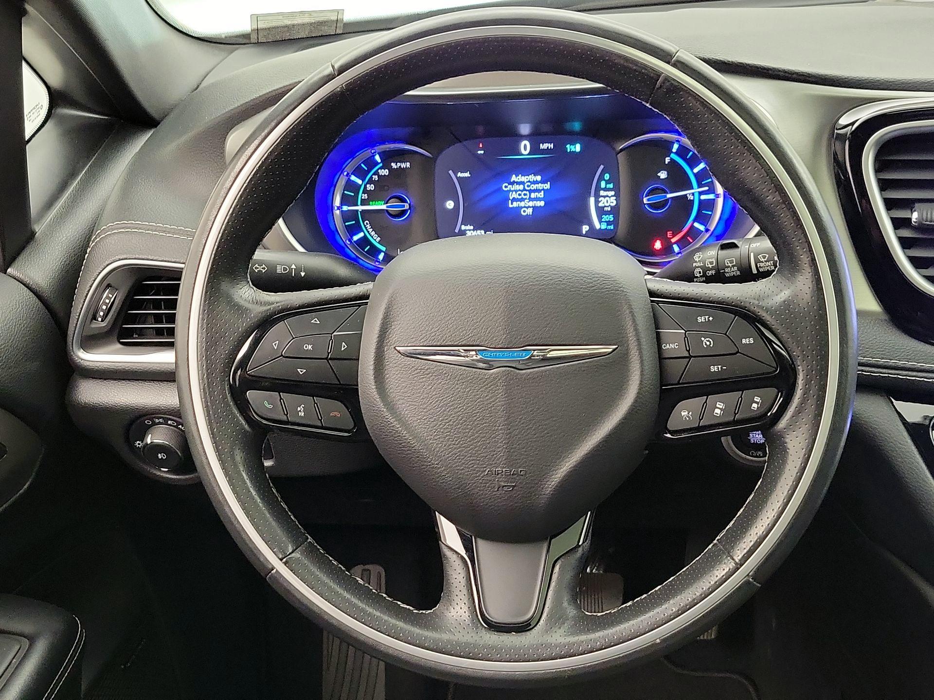 Thumbnail: 2021 Chrysler Pacifica - 10