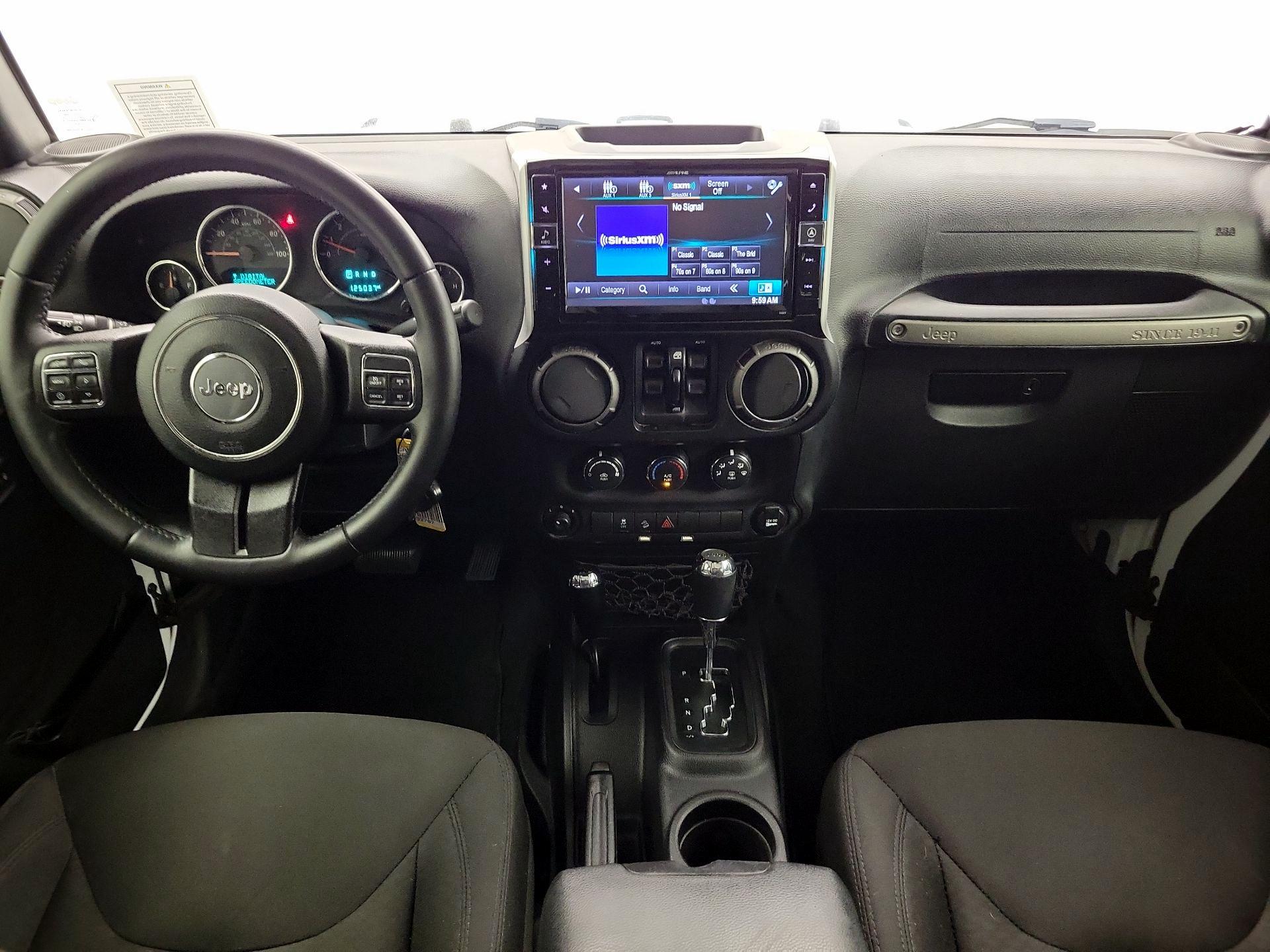 Thumbnail: 2017 Jeep Wrangler - 9