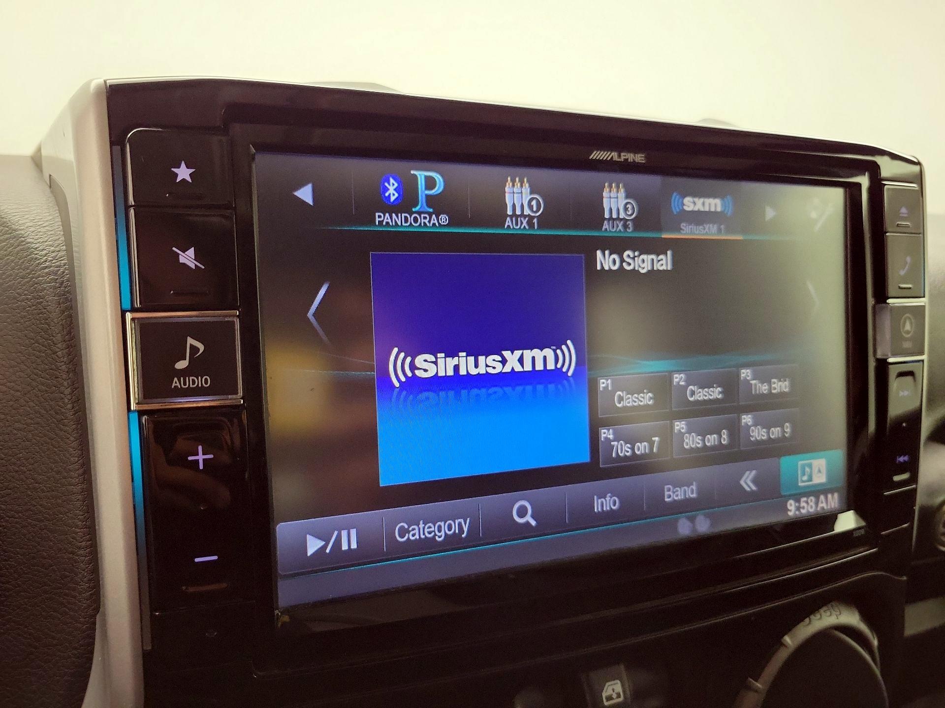 Thumbnail: 2017 Jeep Wrangler - 15