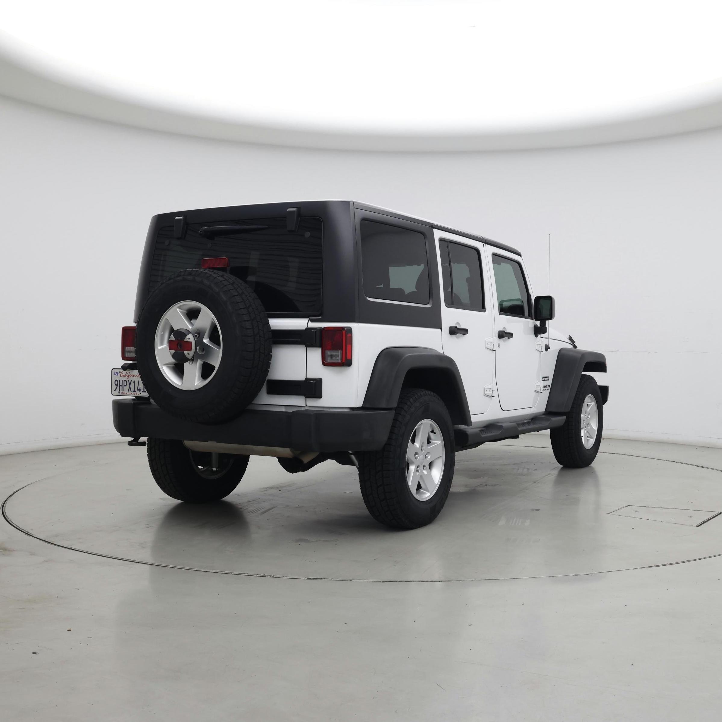 Thumbnail: 2017 Jeep Wrangler - 8