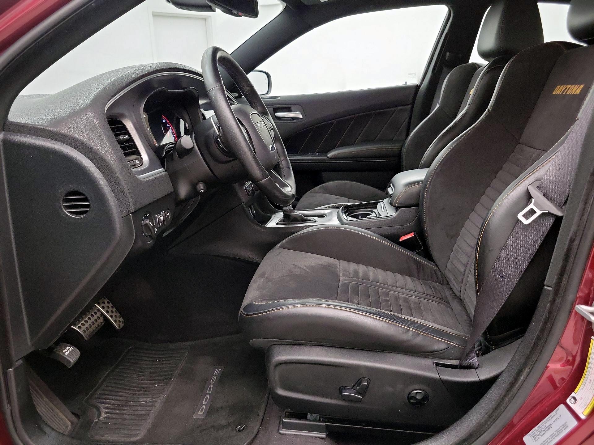 Thumbnail: 2017 Dodge Charger - 11