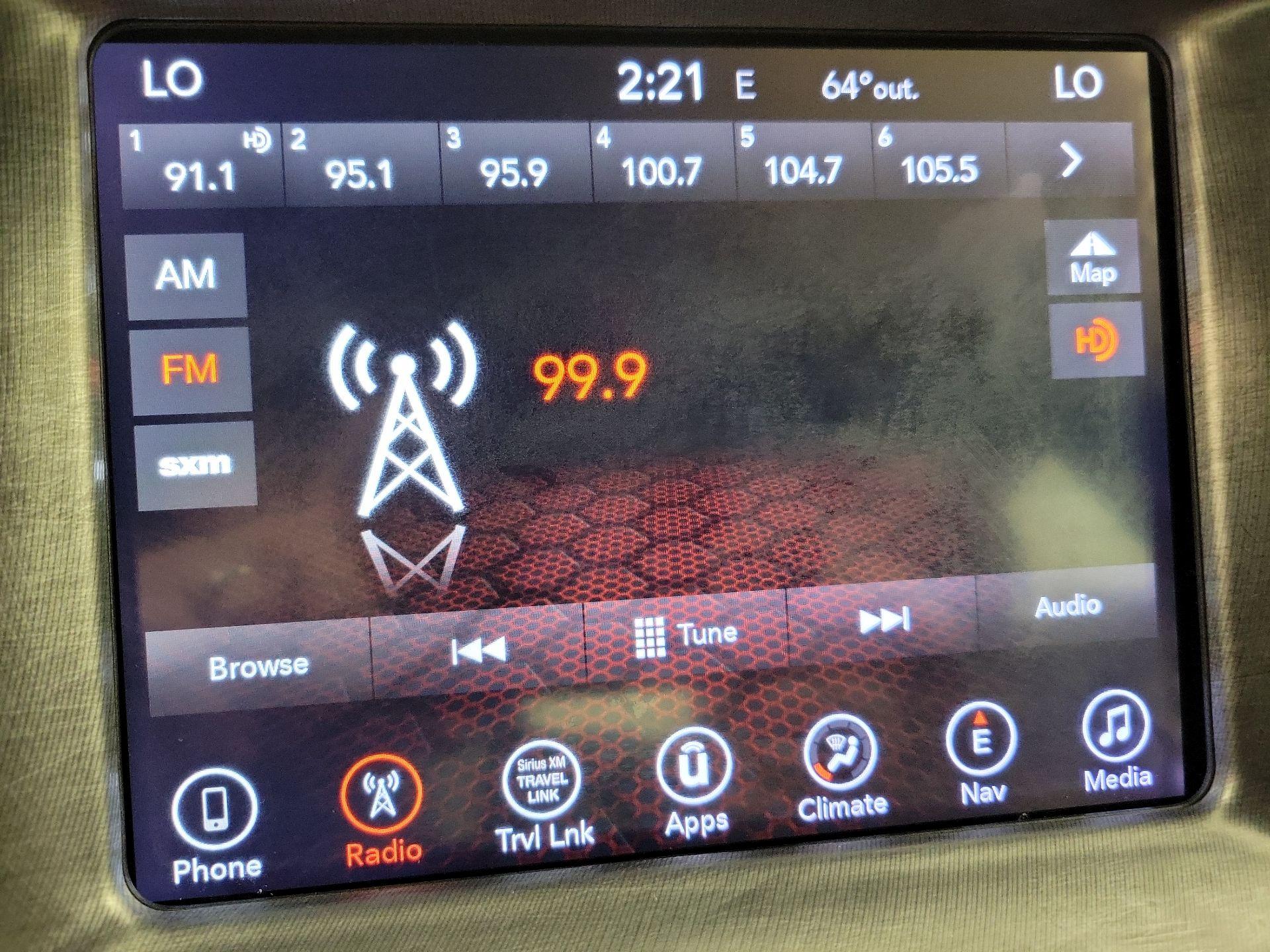 Thumbnail: 2017 Dodge Charger - 16