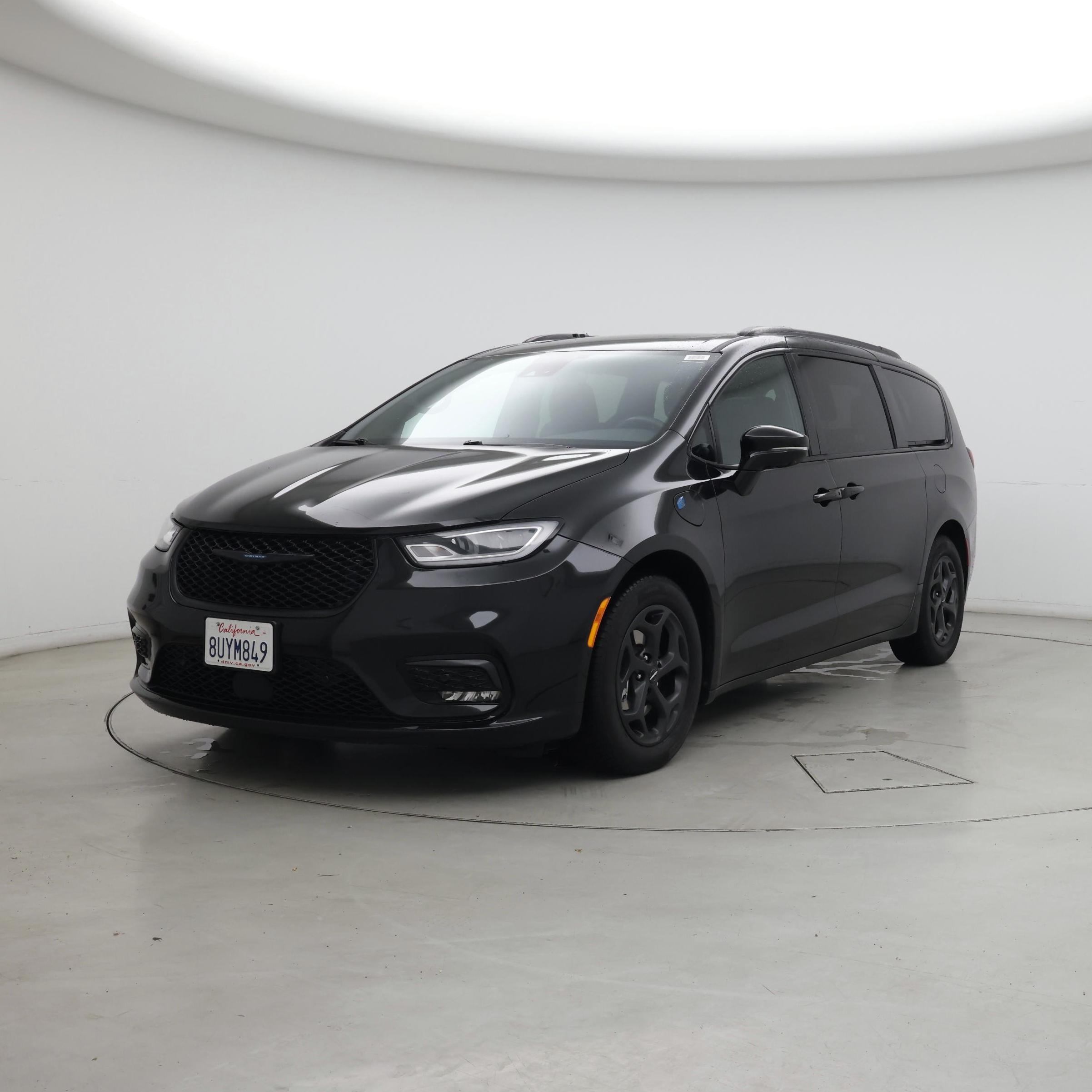 Thumbnail: 2021 Chrysler Pacifica - 4