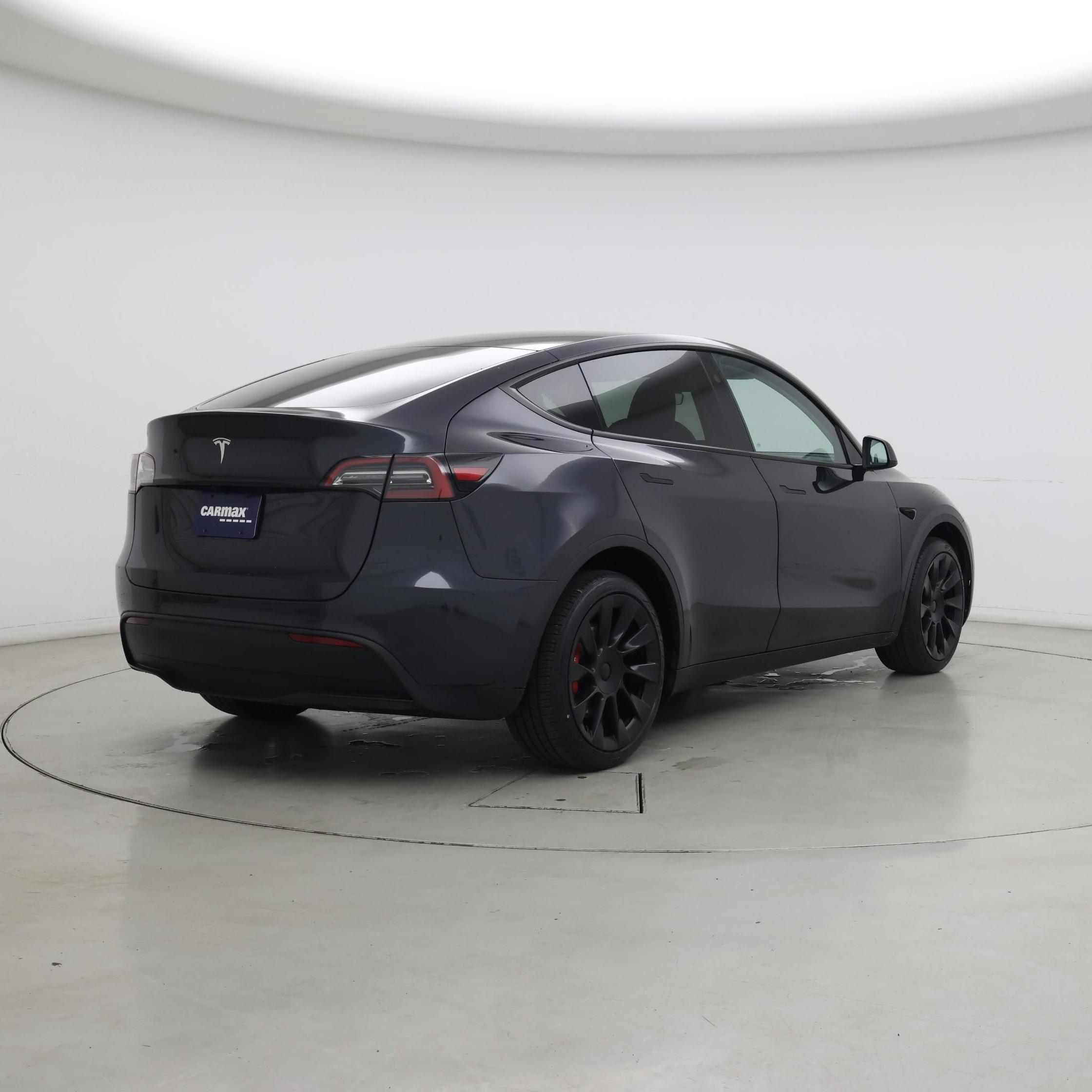 Thumbnail: 2024 Tesla Model Y - 8