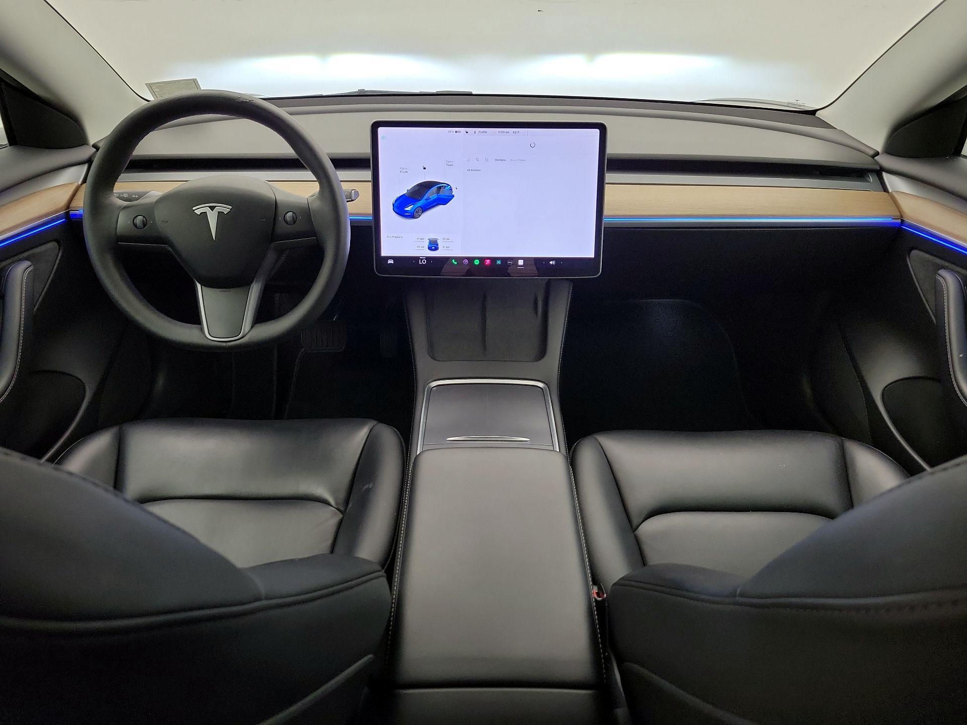 Thumbnail: 2022 Tesla Model 3 - 9