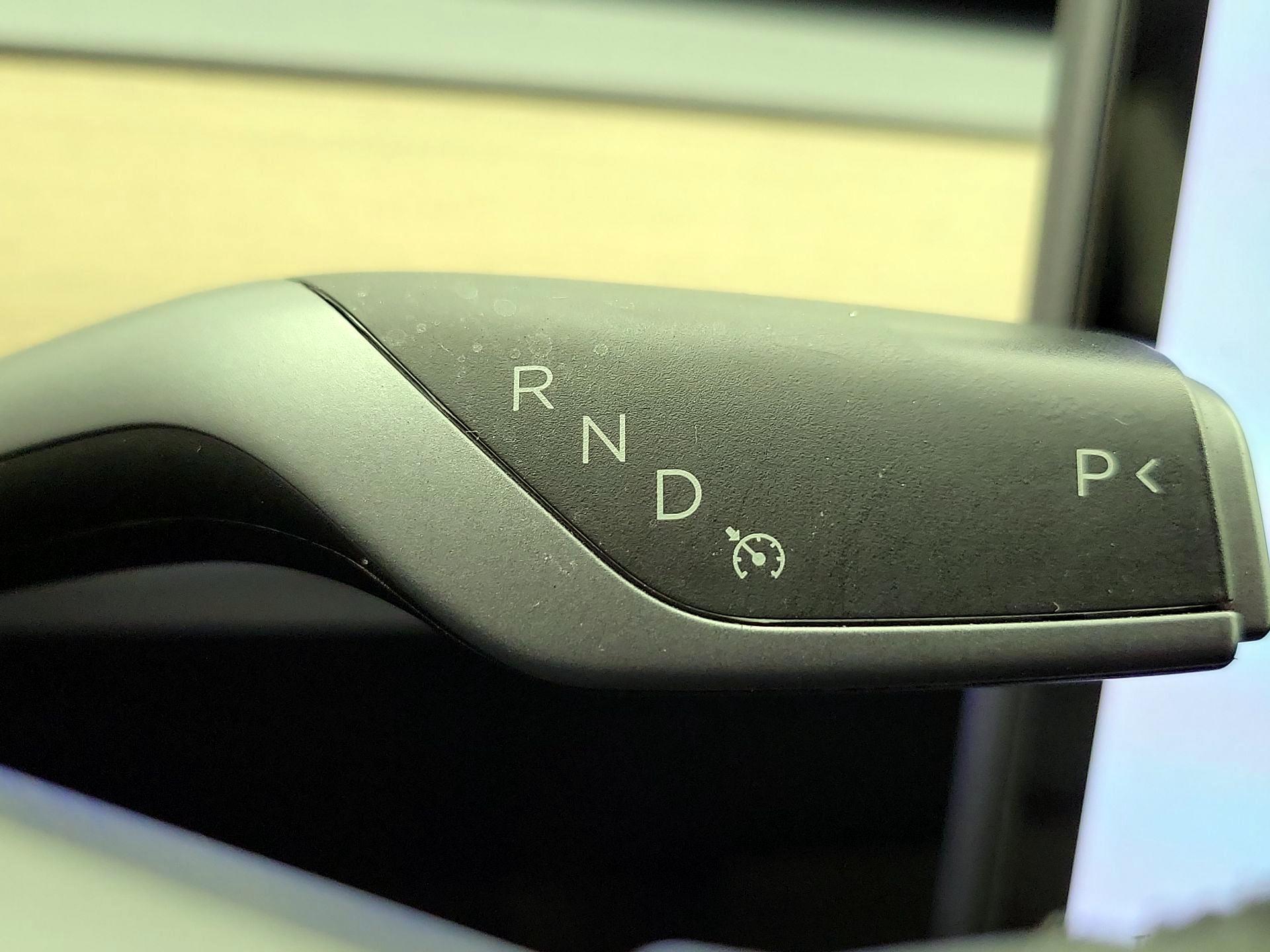 Thumbnail: 2022 Tesla Model 3 - 16