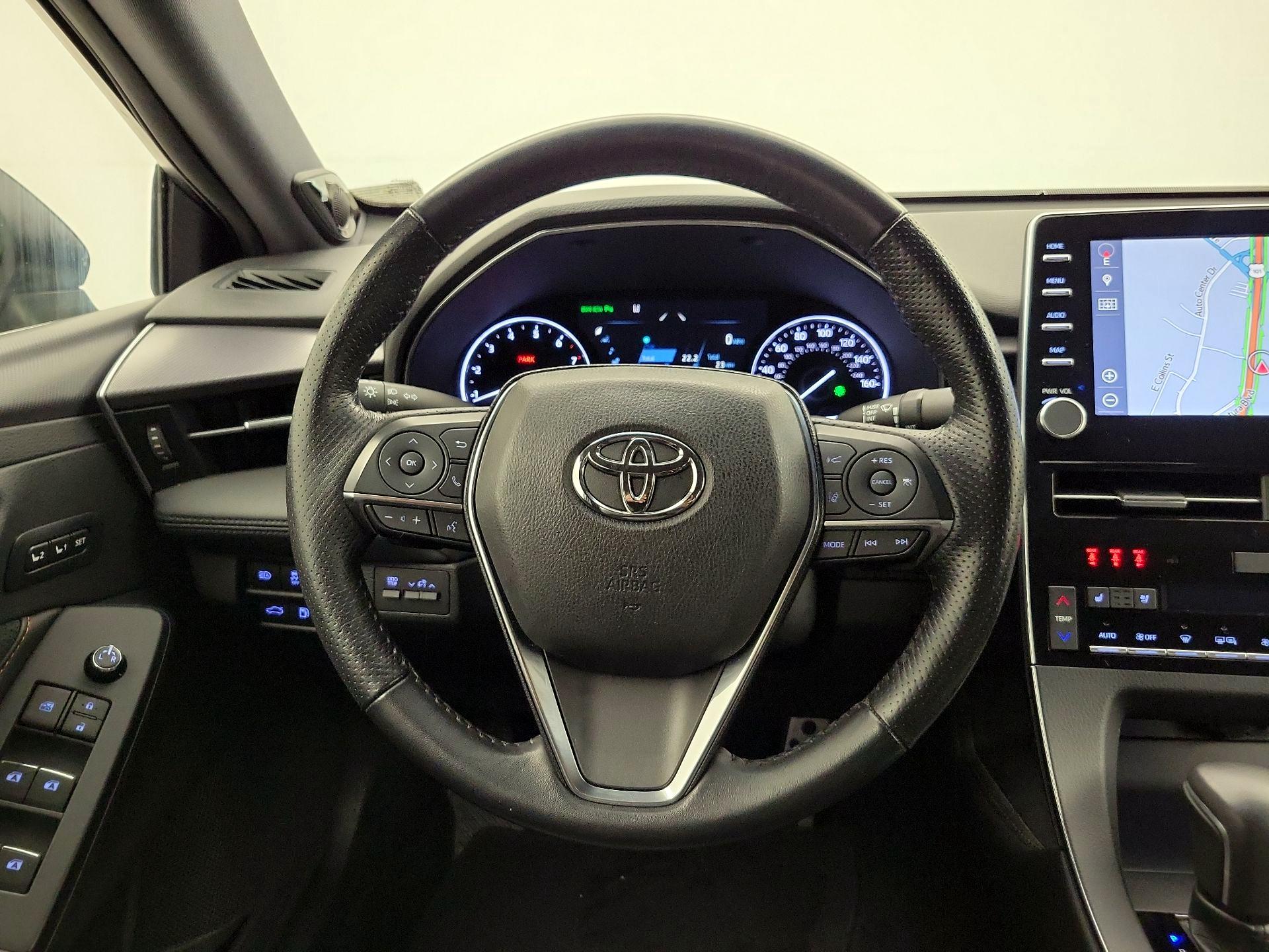 Thumbnail: 2019 Toyota Avalon - 10