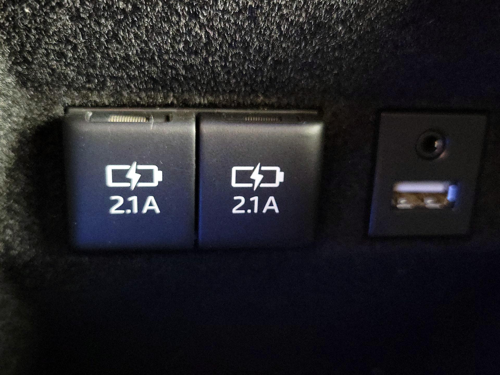 Thumbnail: 2019 Toyota Avalon - 19