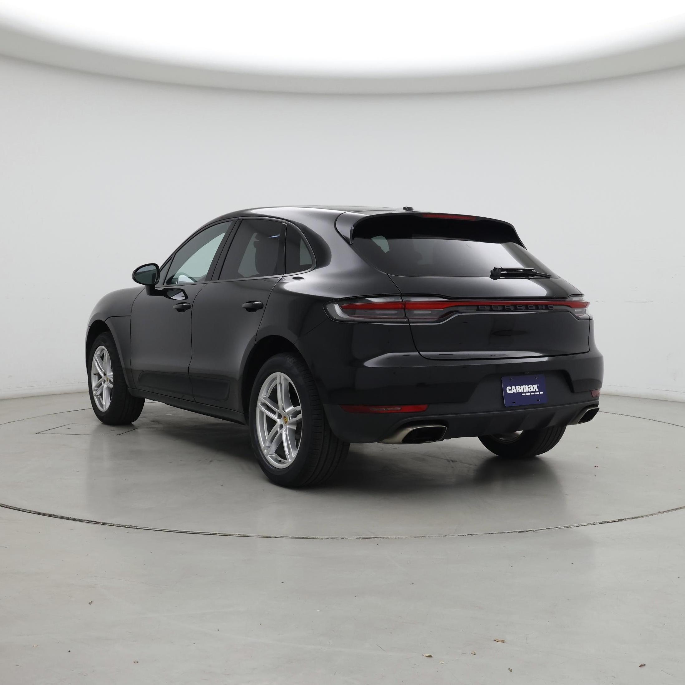 Thumbnail: 2020 Porsche Macan - 2