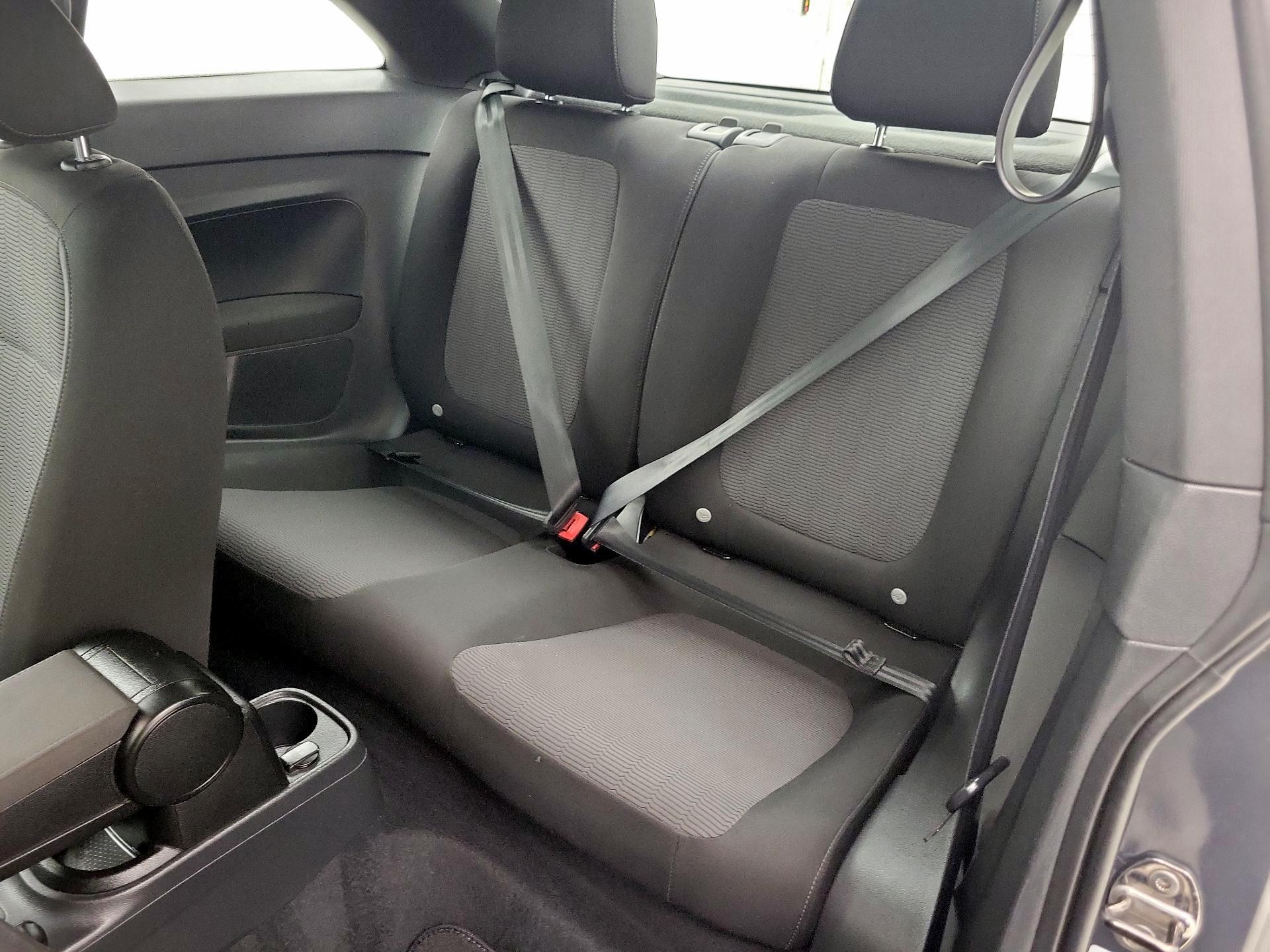 Thumbnail: 2014 Volkswagen Beetle - 18