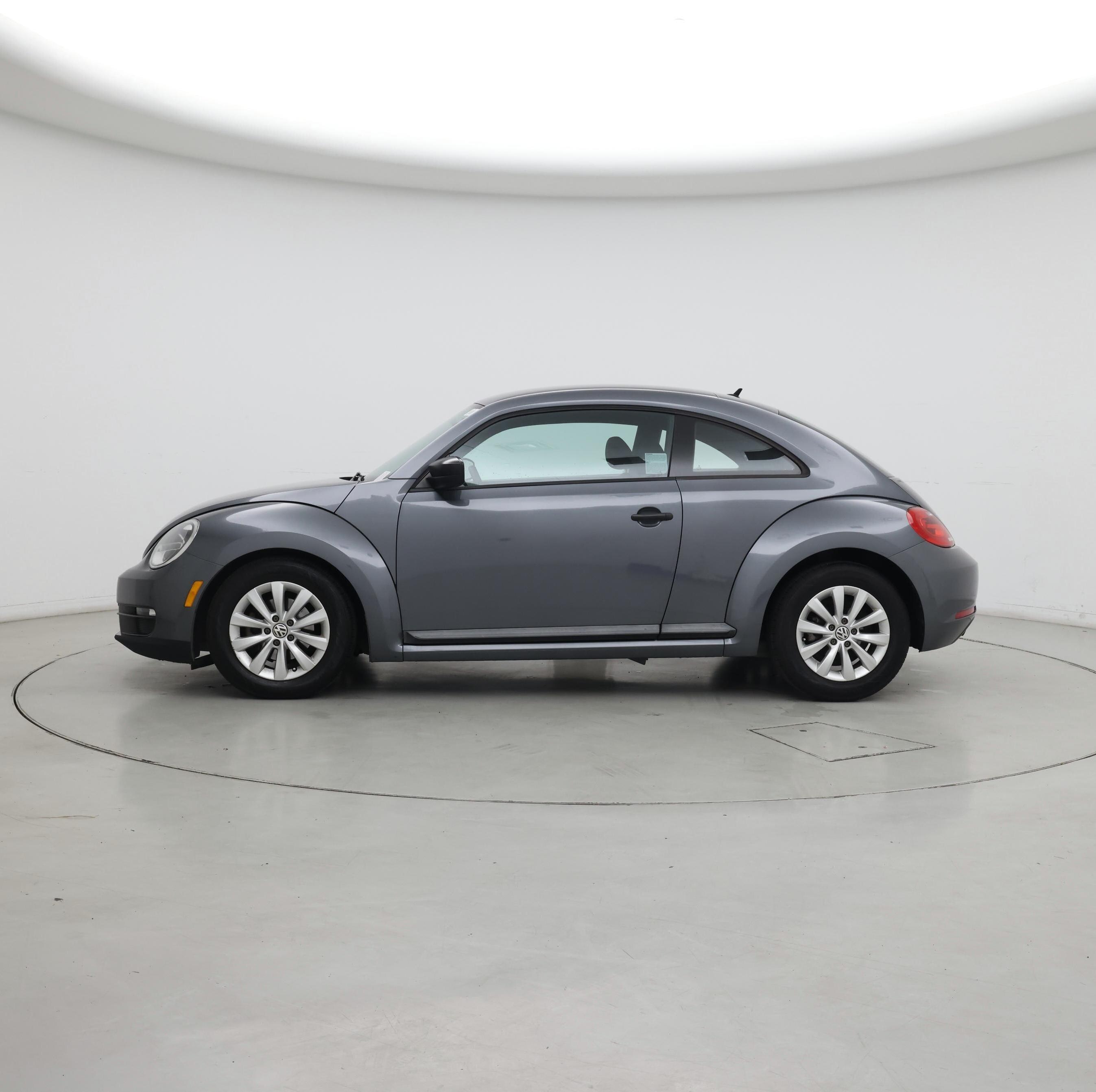 Thumbnail: 2014 Volkswagen Beetle - 3