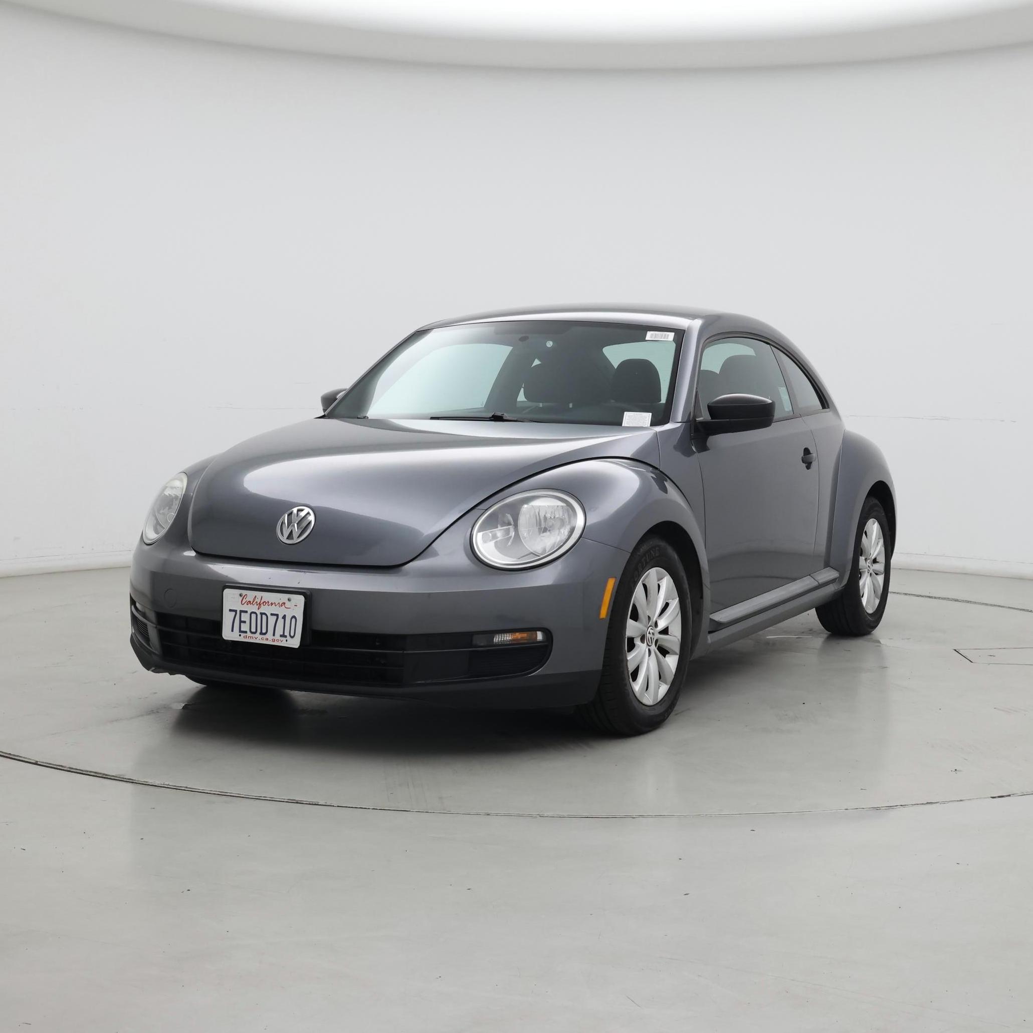 Thumbnail: 2014 Volkswagen Beetle - 4