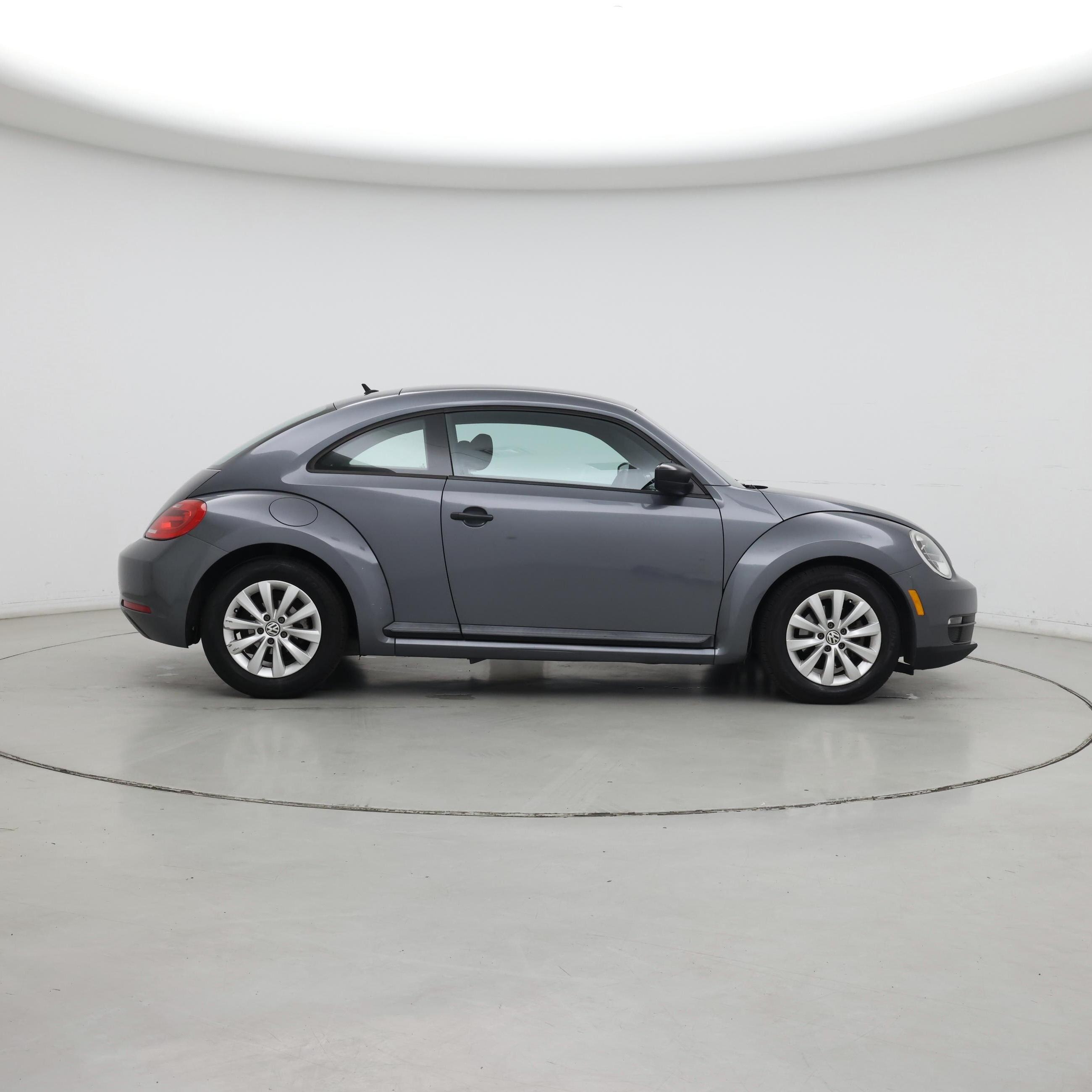 Thumbnail: 2014 Volkswagen Beetle - 7