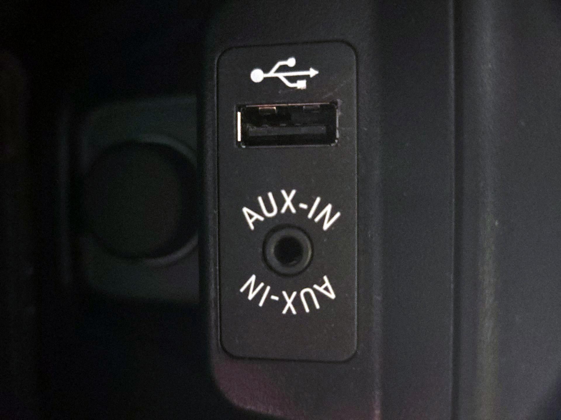 Thumbnail: 2016 BMW X6 - 19