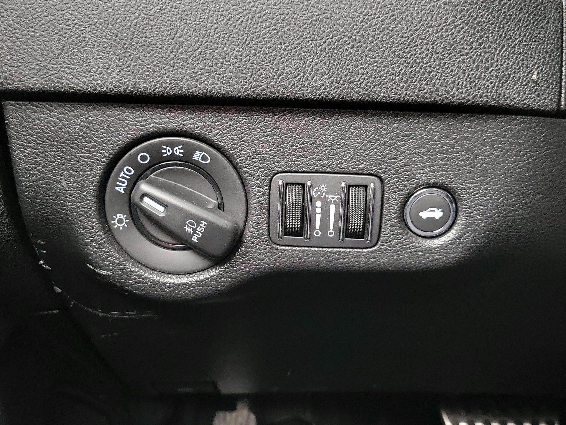 Thumbnail: 2022 Dodge Charger - 13