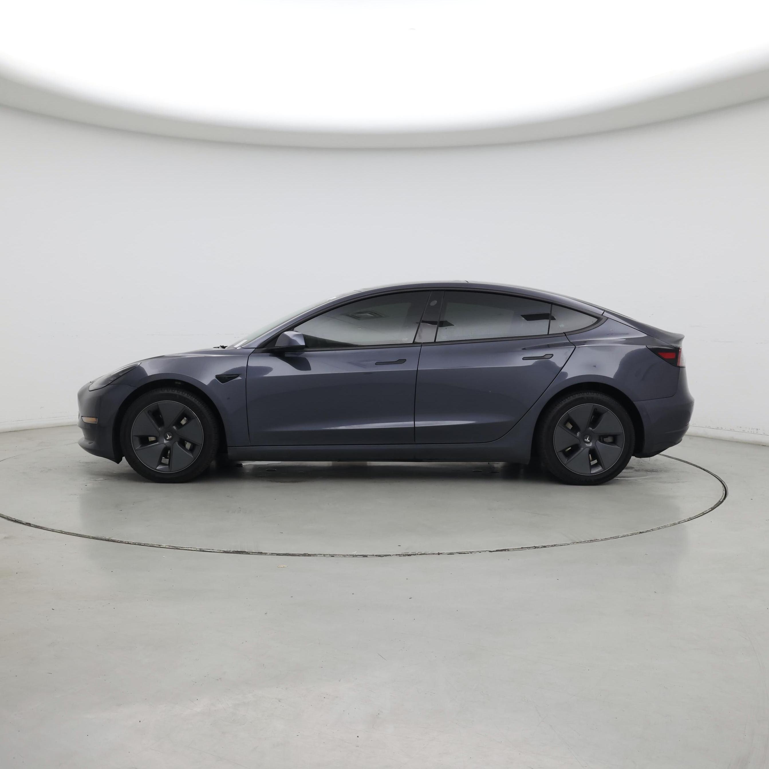 Thumbnail: 2022 Tesla Model 3 - 3