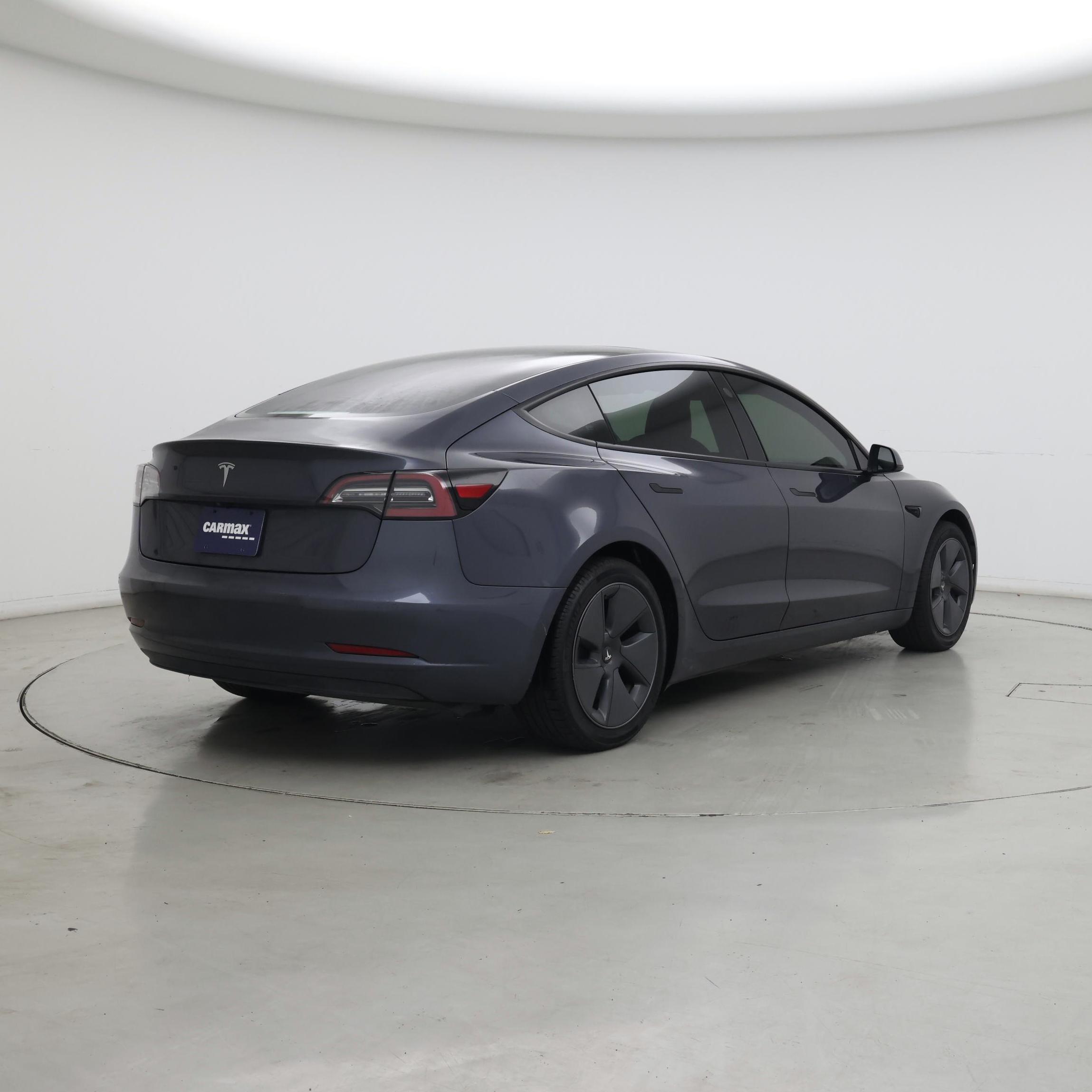 Thumbnail: 2022 Tesla Model 3 - 8