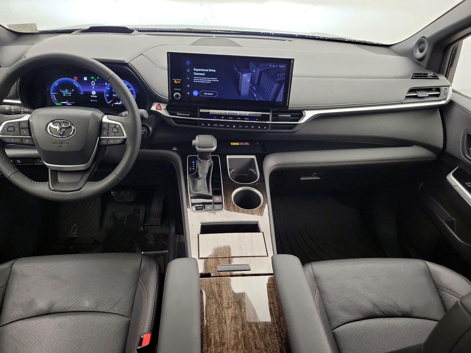 Thumbnail: 2025 Toyota Sienna - 9