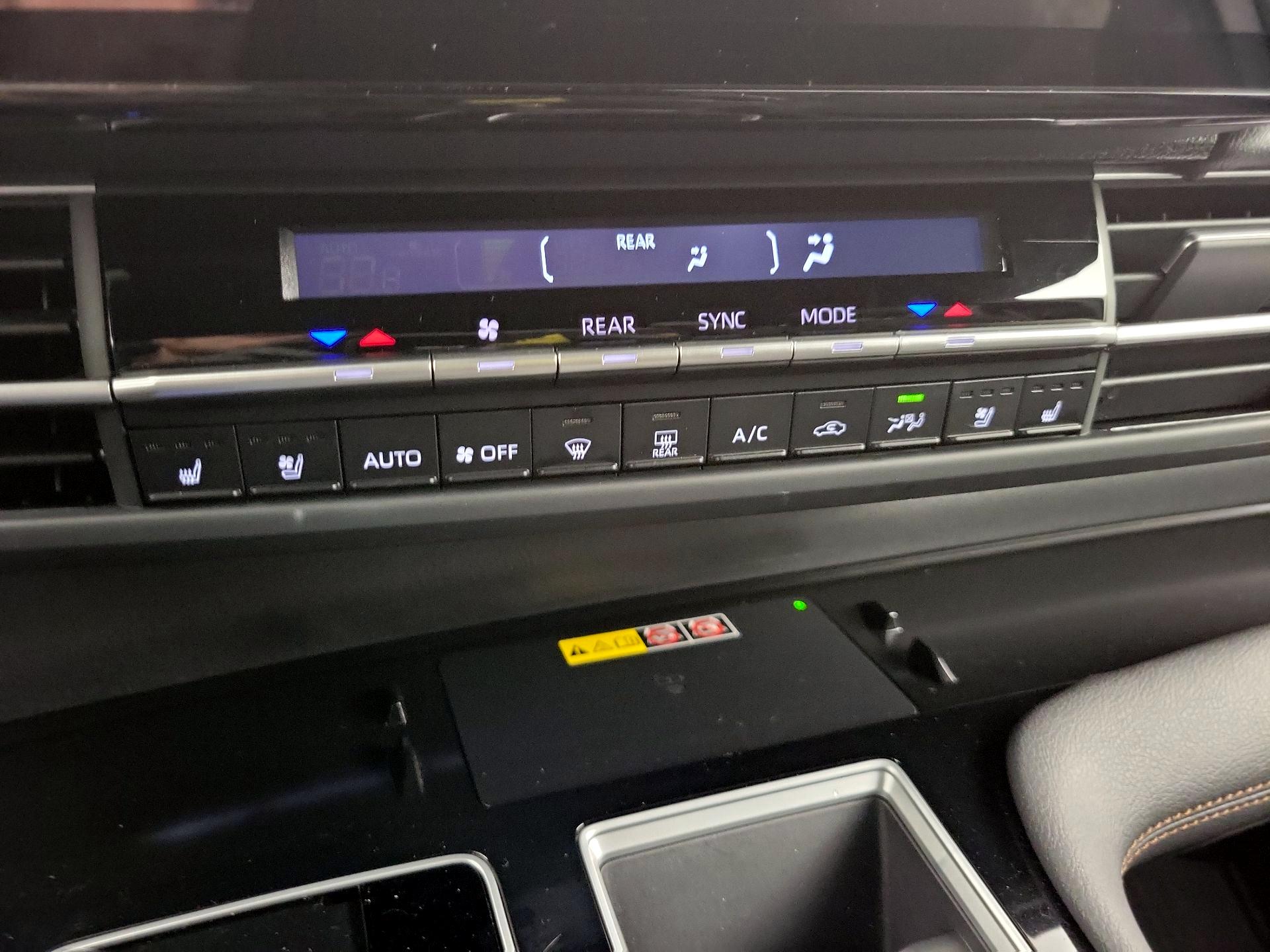 Thumbnail: 2025 Toyota Sienna - 16