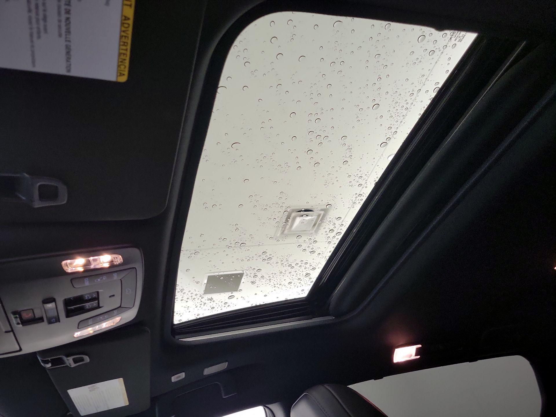 Thumbnail: 2025 Toyota Sienna - 19