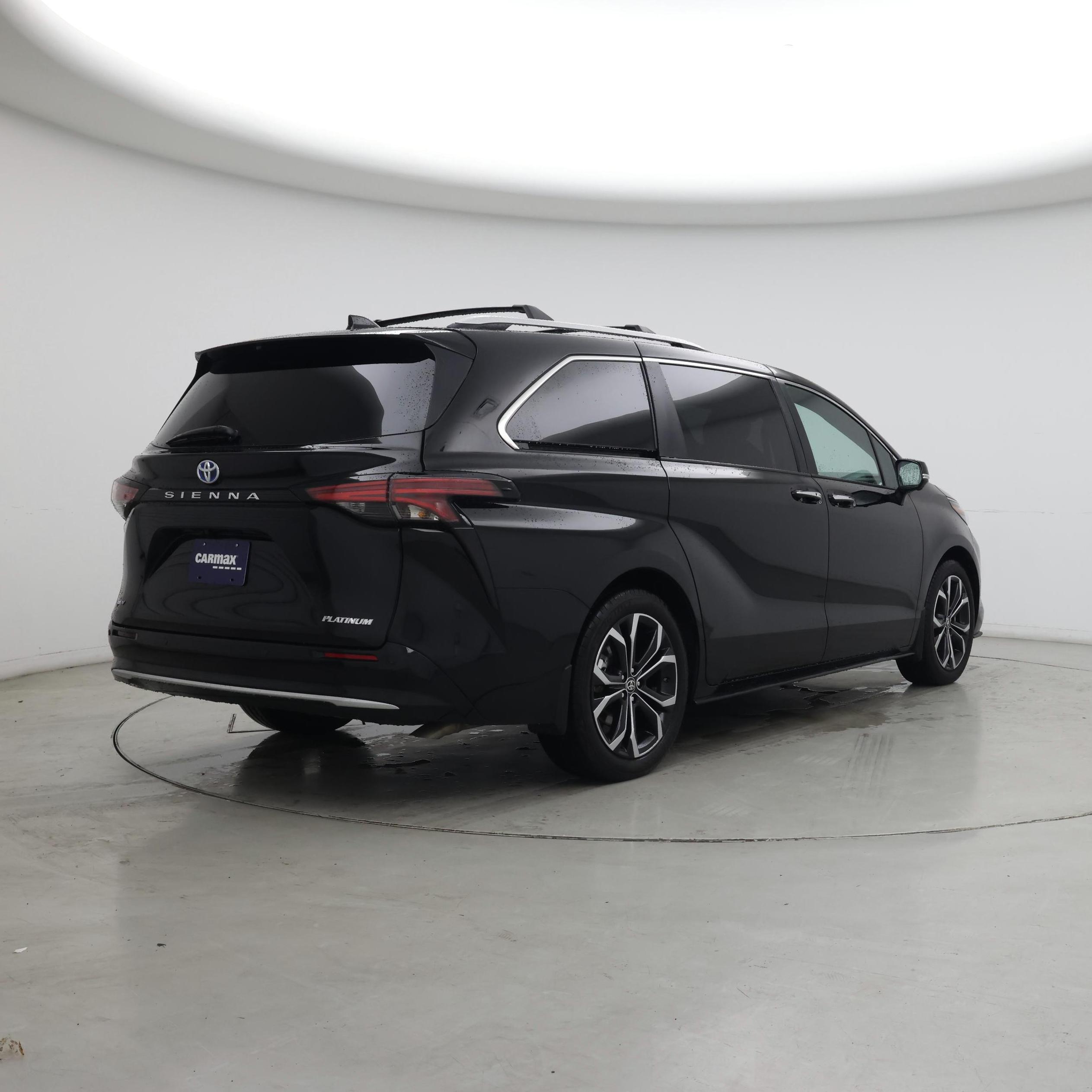 Thumbnail: 2025 Toyota Sienna - 8